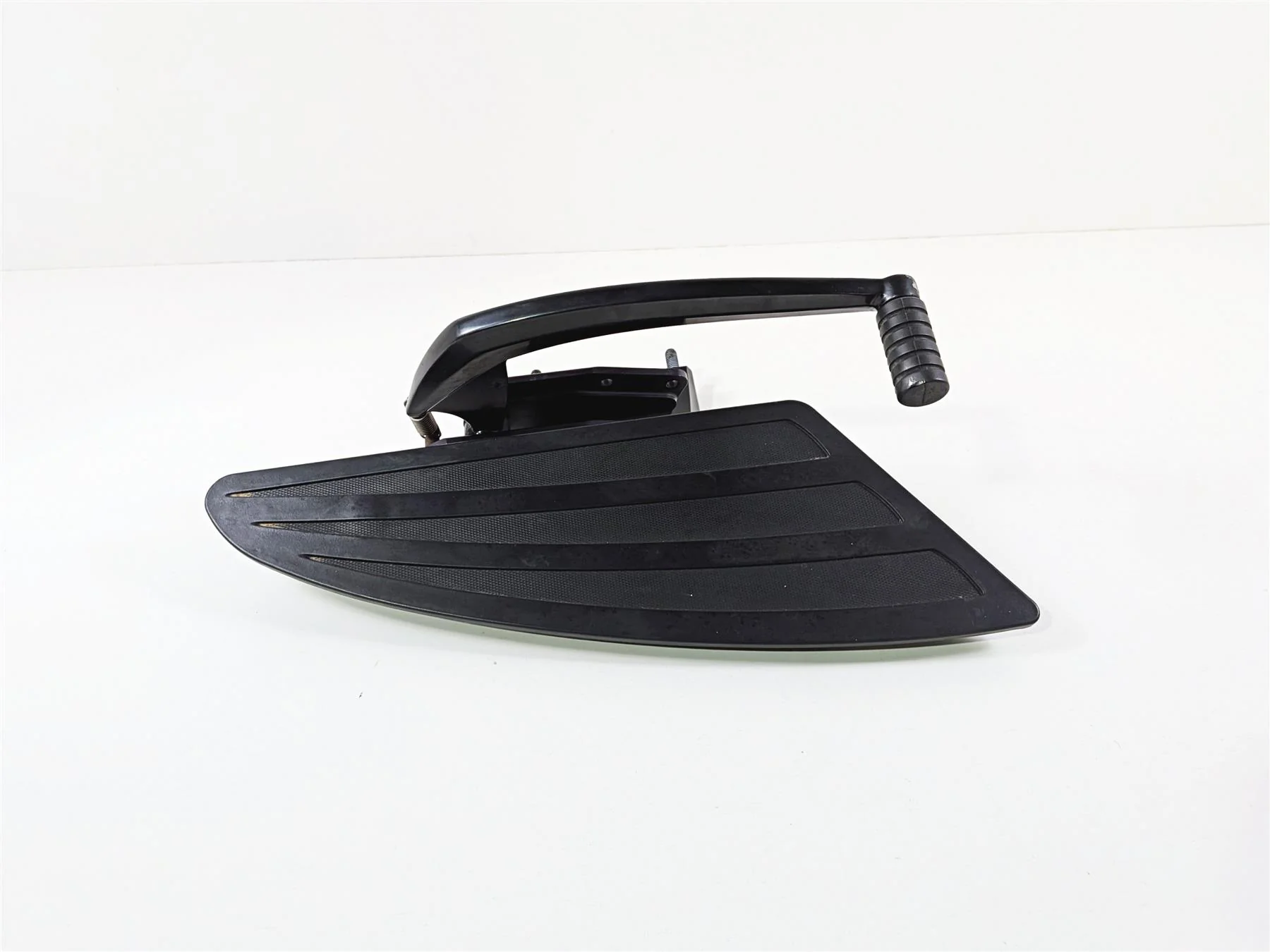 2016 Victory Cross Country Front Right Floorboard & Brake Pedal 1021216 5134178 - Image 6