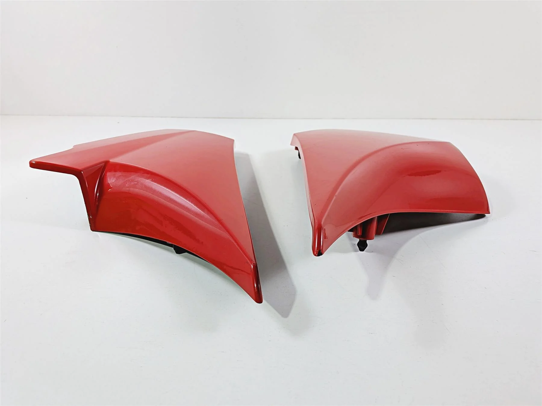 2016 Victory Cross Country Left Right Red Side Cover Fairing Set 5437588 - Image 5