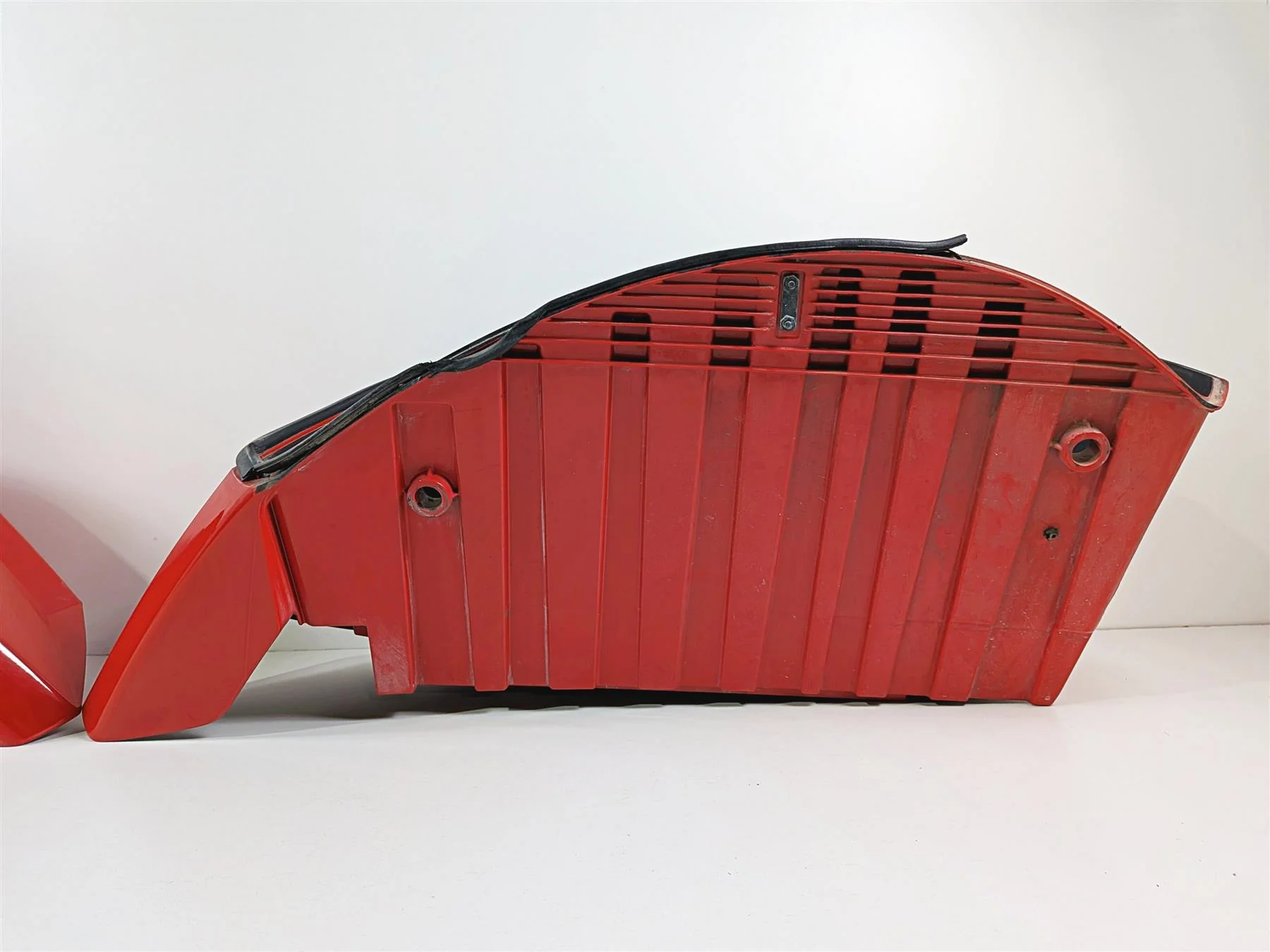 2016 Victory Cross Country Left Right Saddlebag Set - Red 5438372 5438373 - Image 5