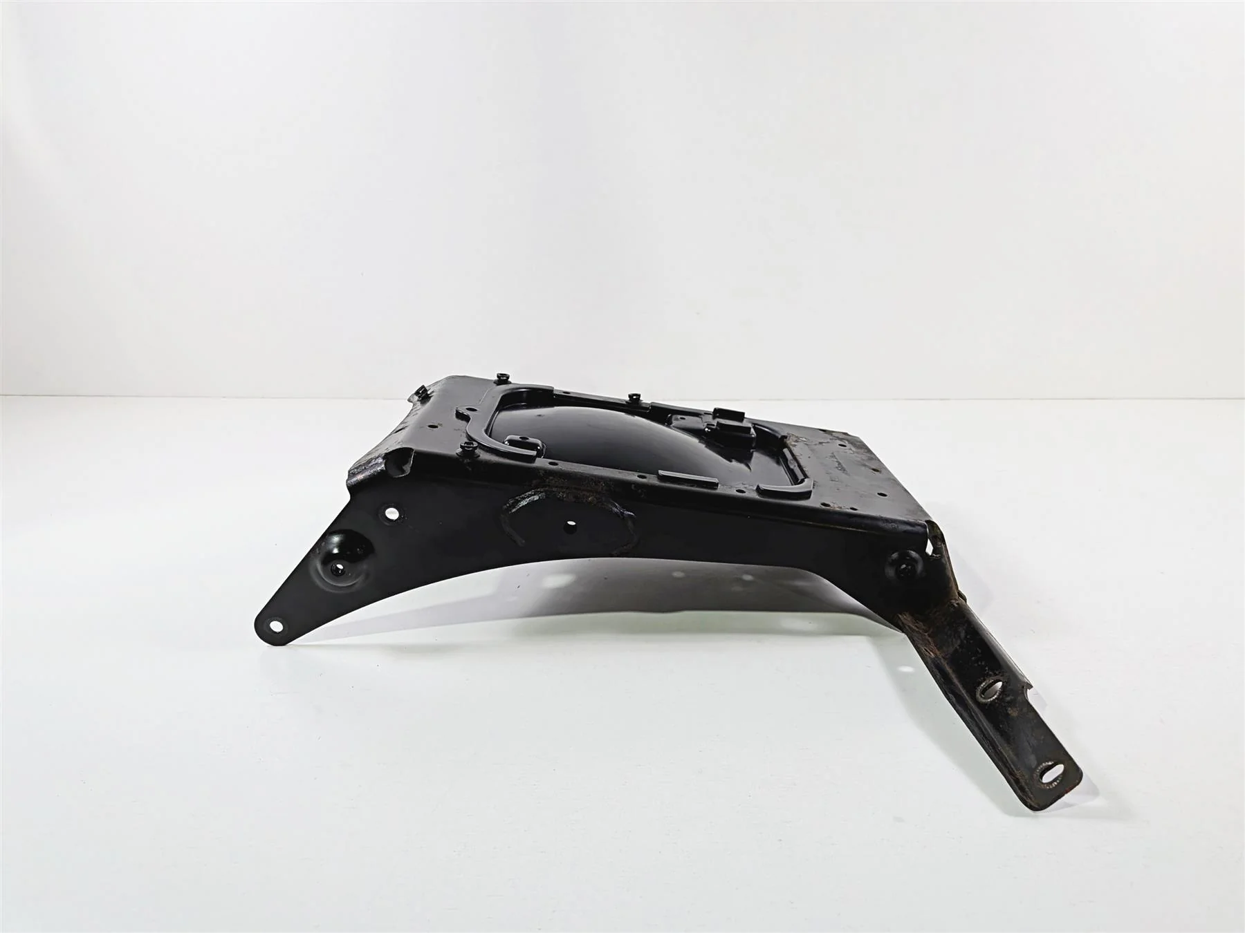 2016 Victory Cross Country Rear Metal Fender Support Holder Carrier Set 1017822 - Image 2
