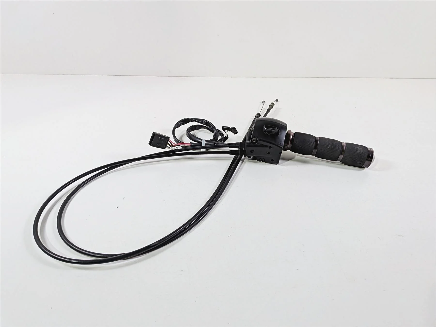 2016 Victory Cross Country Right Hand Start Kill Control Switch 4011357 - Image 2
