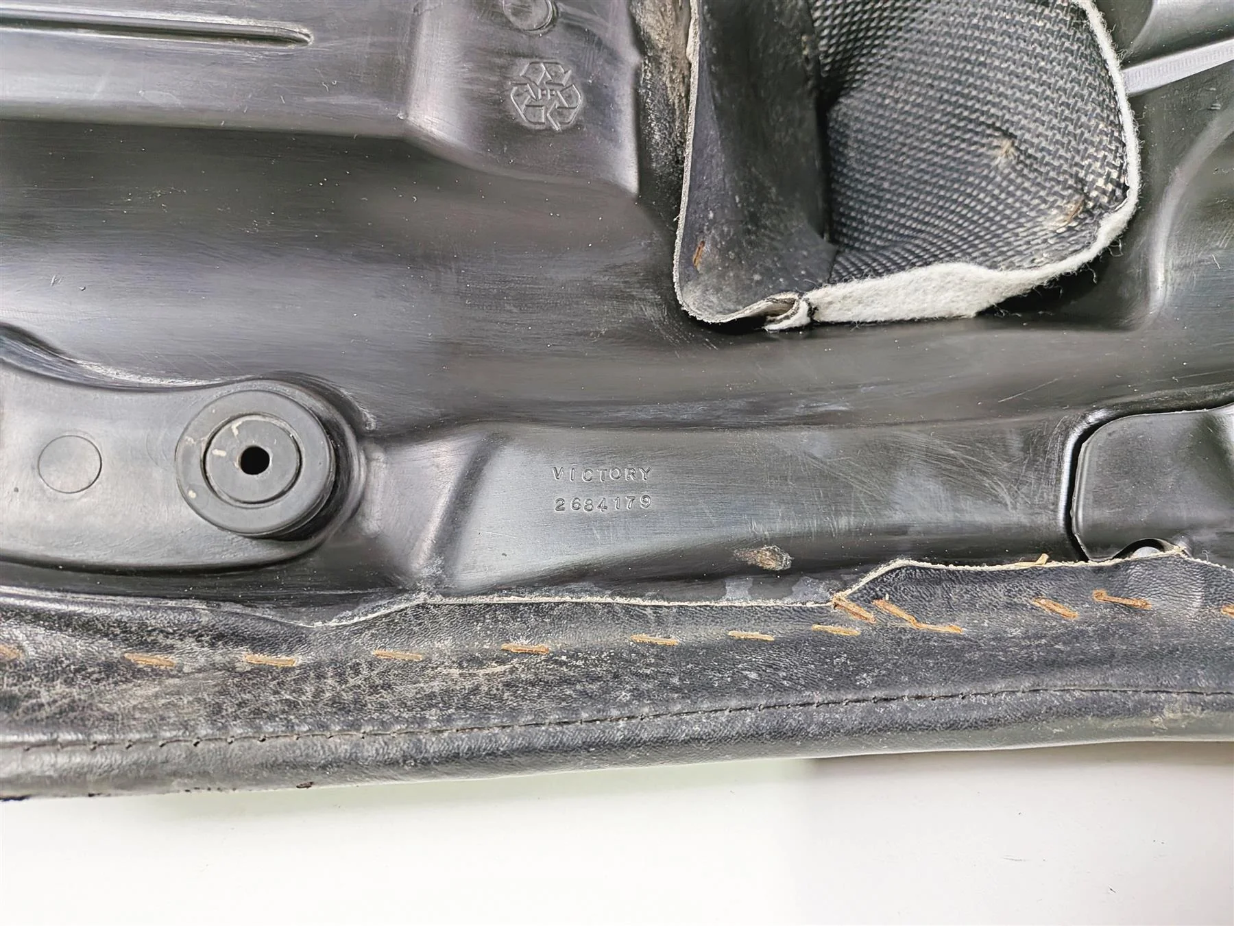 2016 Victory Cross Country Unheated Seat Saddle 1017680 - Image 10