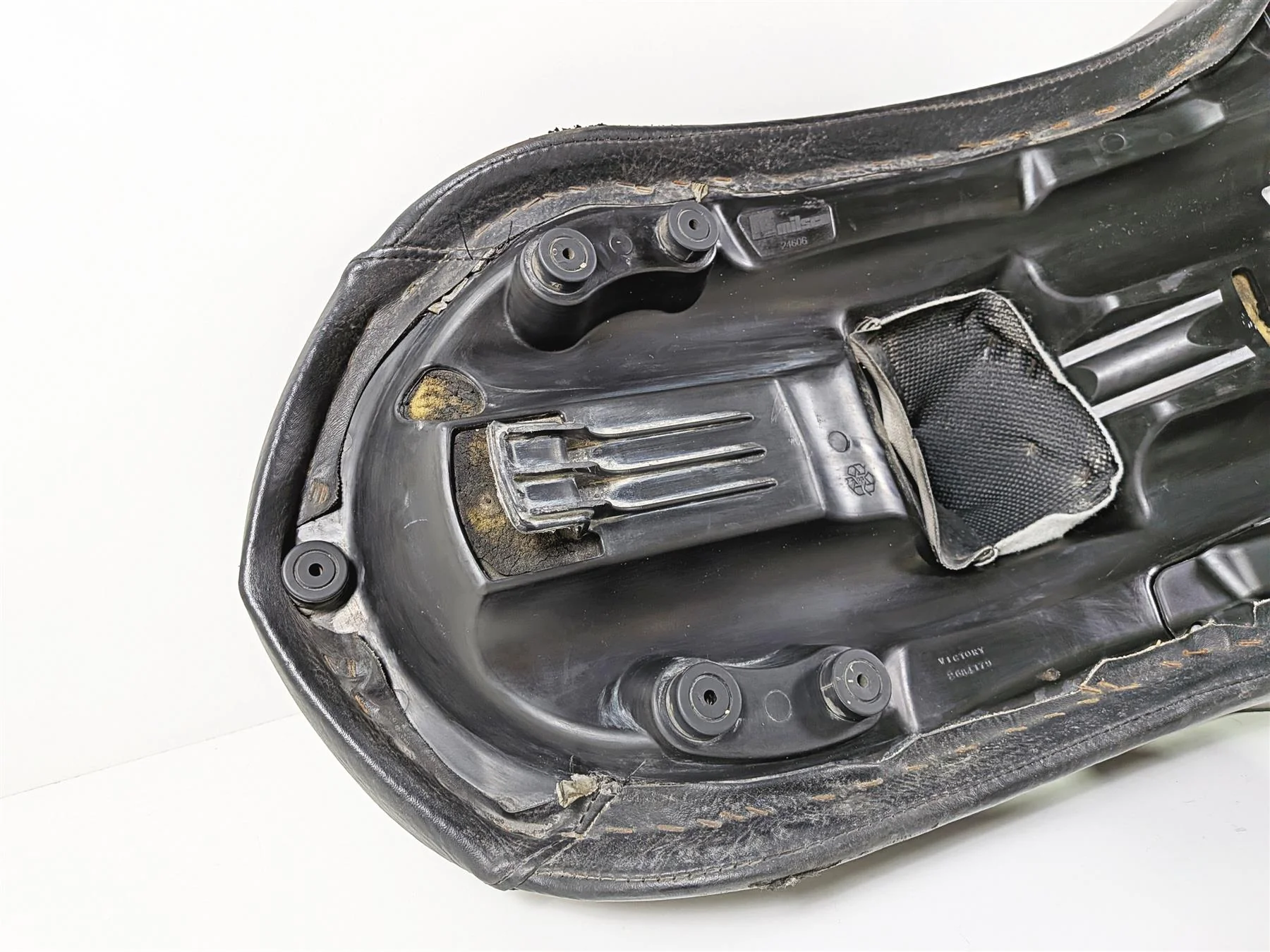 2016 Victory Cross Country Unheated Seat Saddle 1017680 - Image 14