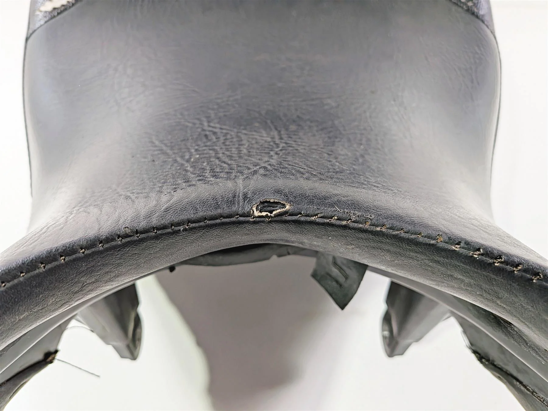 2016 Victory Cross Country Unheated Seat Saddle 1017680 - Image 8