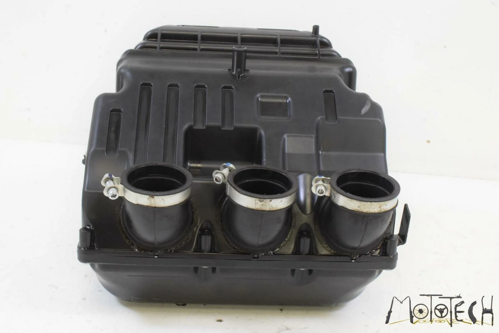 2016 Yamaha MT09 FZ09 Air Cleaner Breather Filter Box Assembly 90110-06388-00 - Image 8