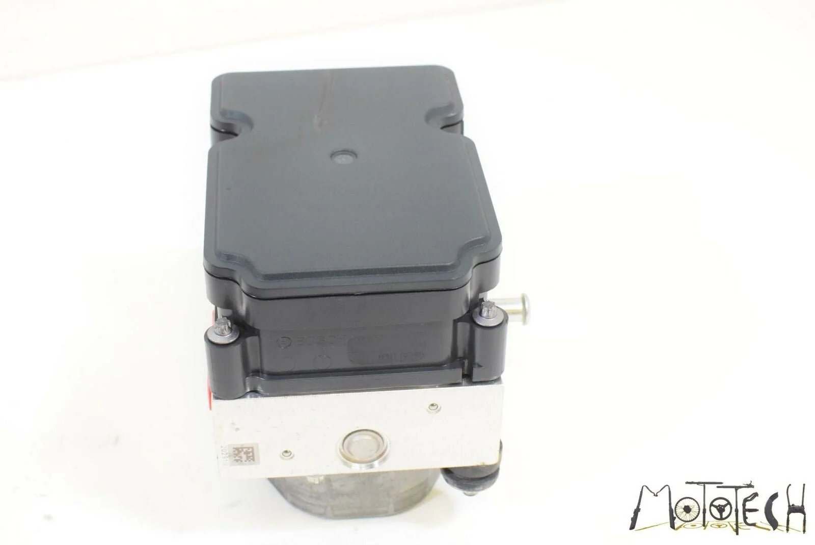 2016 Yamaha R1 YZFR1 S Abs Module Brake Pressure Pump 2CR-85930-09-00 - Image 4