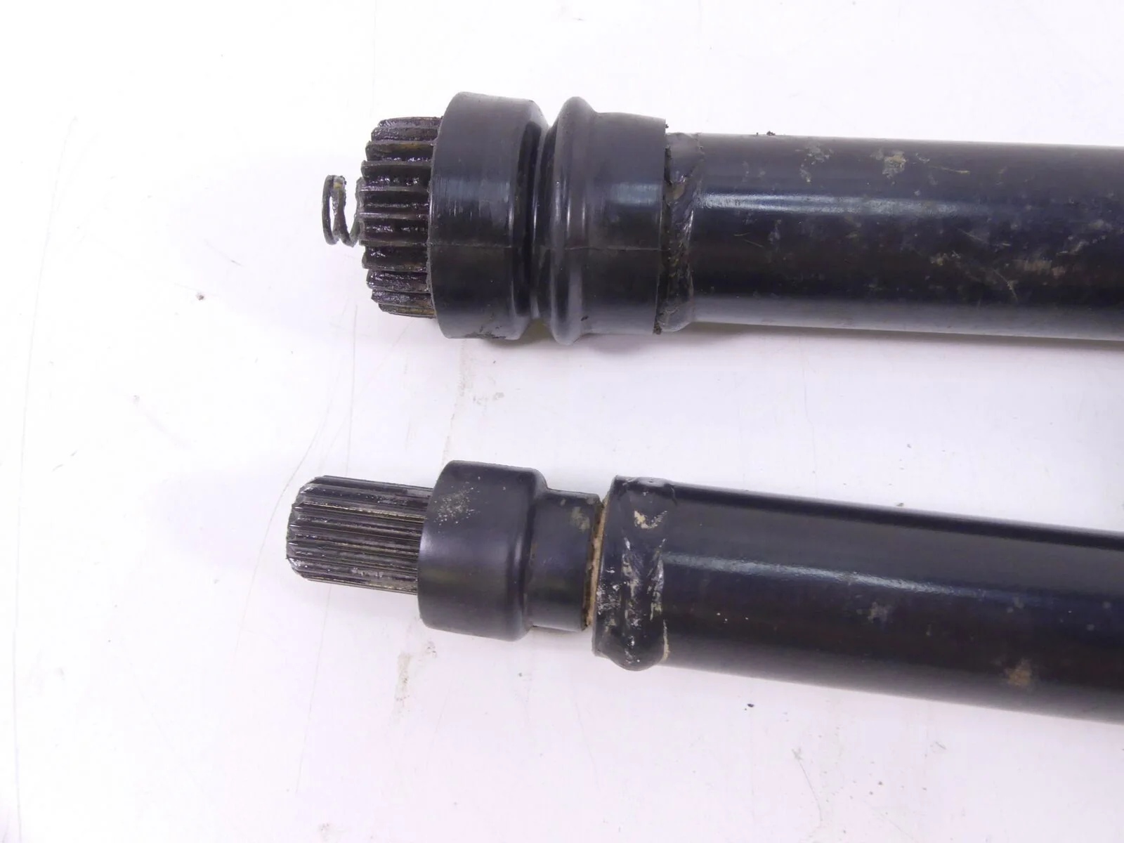 2016 Yamaha YXZ1000 R EPS Center Prop Axle Drive Shaft Set 2HC-46172-00-00 - Image 4
