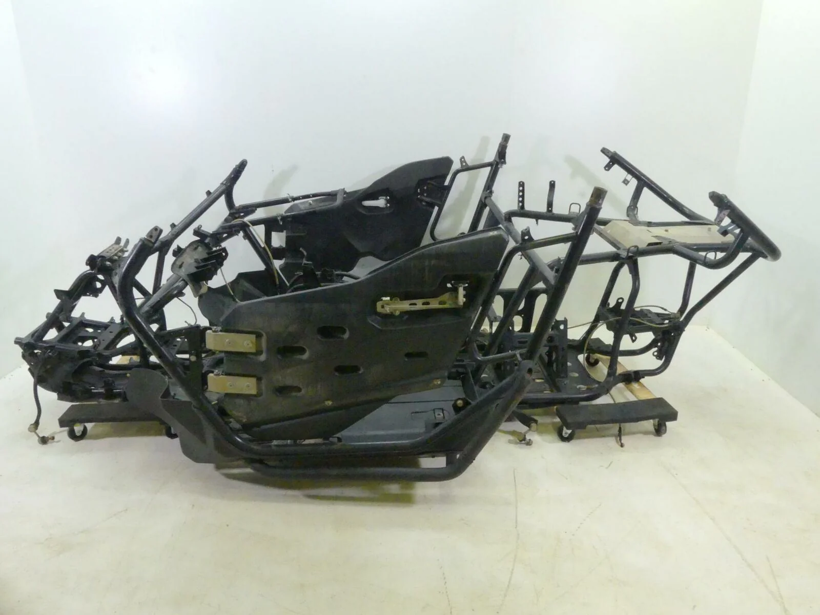 2016 Yamaha YXZ1000 R EPS Straight Main Frame Cln Clr 2HC-F1110-00-00 - Image 5