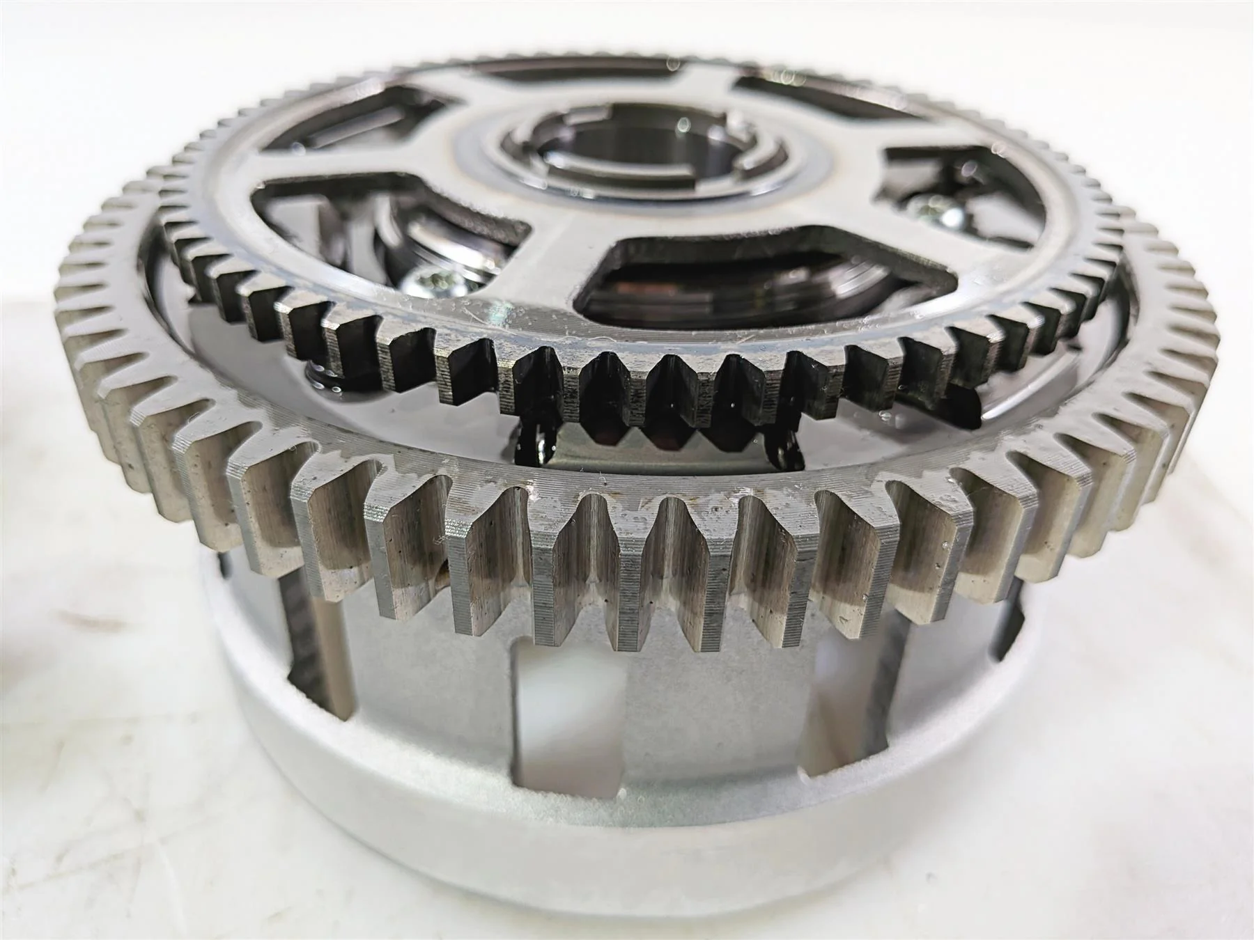 2016 Yamaha YZF R1 RN32 Clutch Basket & Friction Disc Set 2CR-16150-00-00 - Image 14