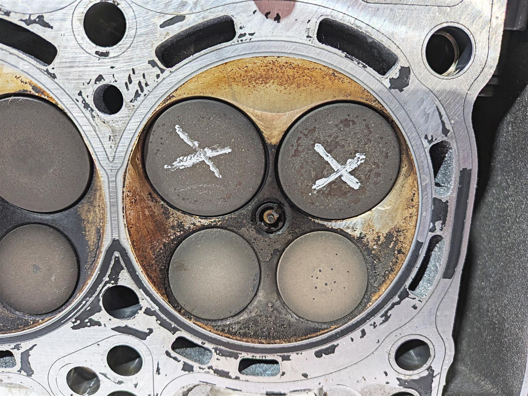 2016 Yamaha YZF R1 RN32 Engine Cylinder Head Cylinderhead -Read 2CR-W1101-19-00 - Image 3
