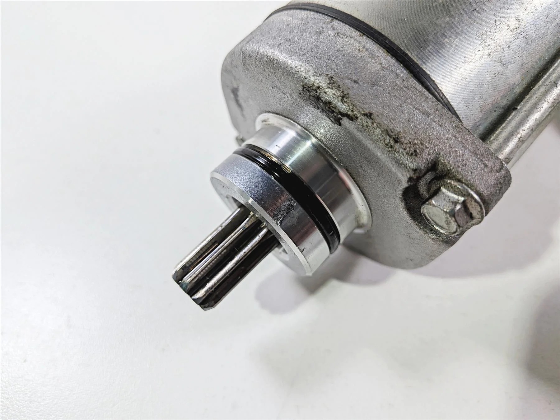 2016 Yamaha YZF R1 RN32 Engine Starter Motor 2CR-81890-10-00 2CR-81890-11-00 - Image 12