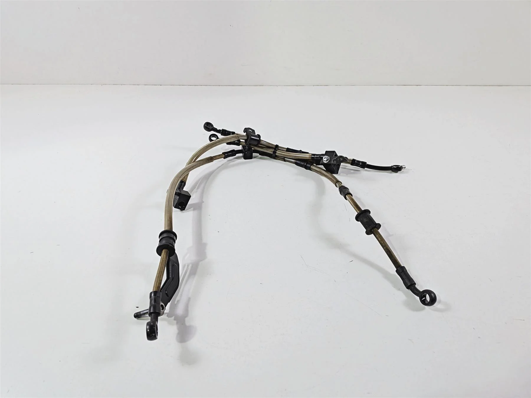 2016 Yamaha YZF R1 RN32 Front Abs Brake Line Set 2CR-2584A-01-00 2CR-2584B-00-00 - Image 3