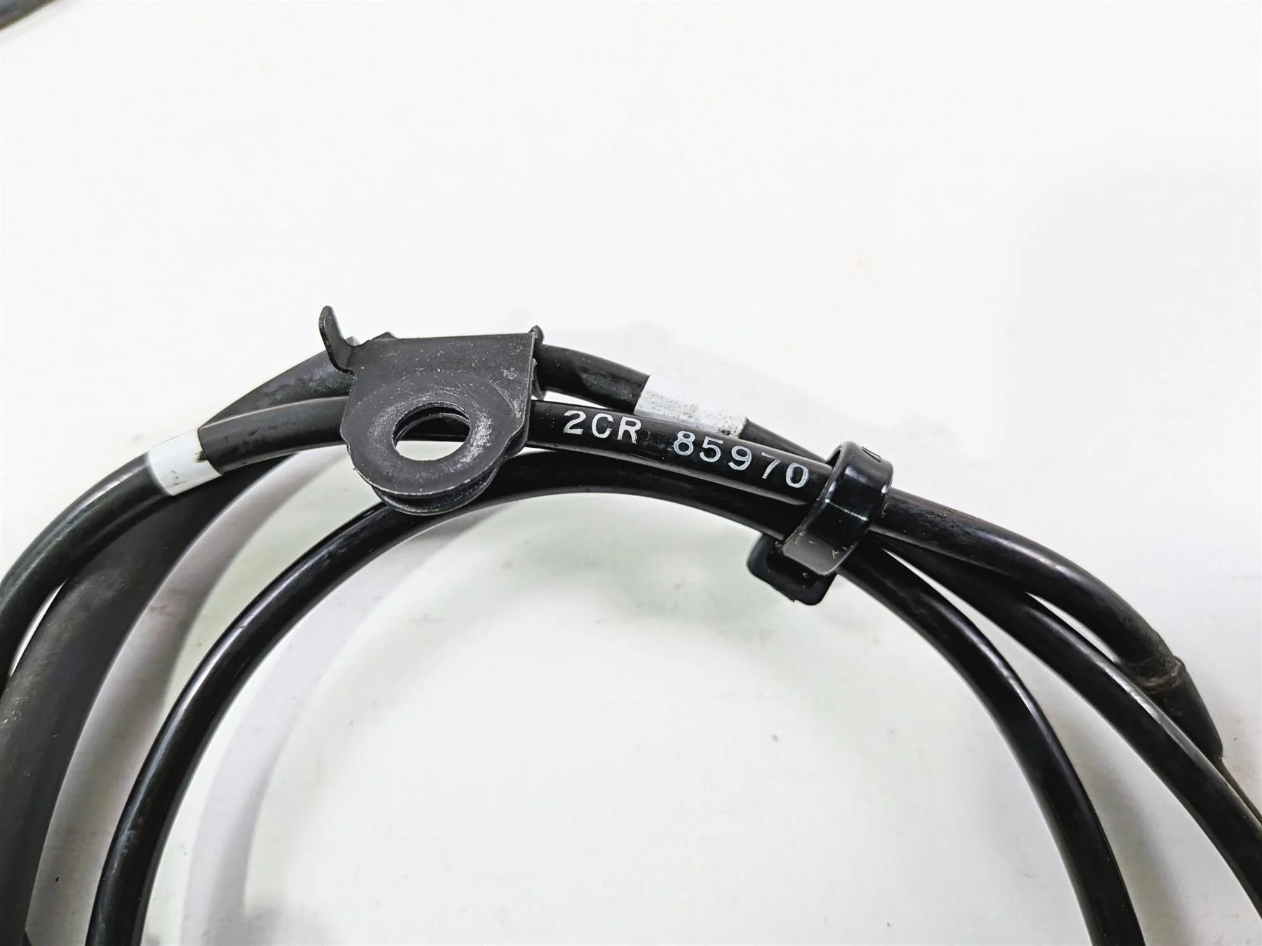 2016 Yamaha YZF R1 RN32 Front Abs Brake Wheel Speed Sensor 2CR-85970-00-00 - Image 11