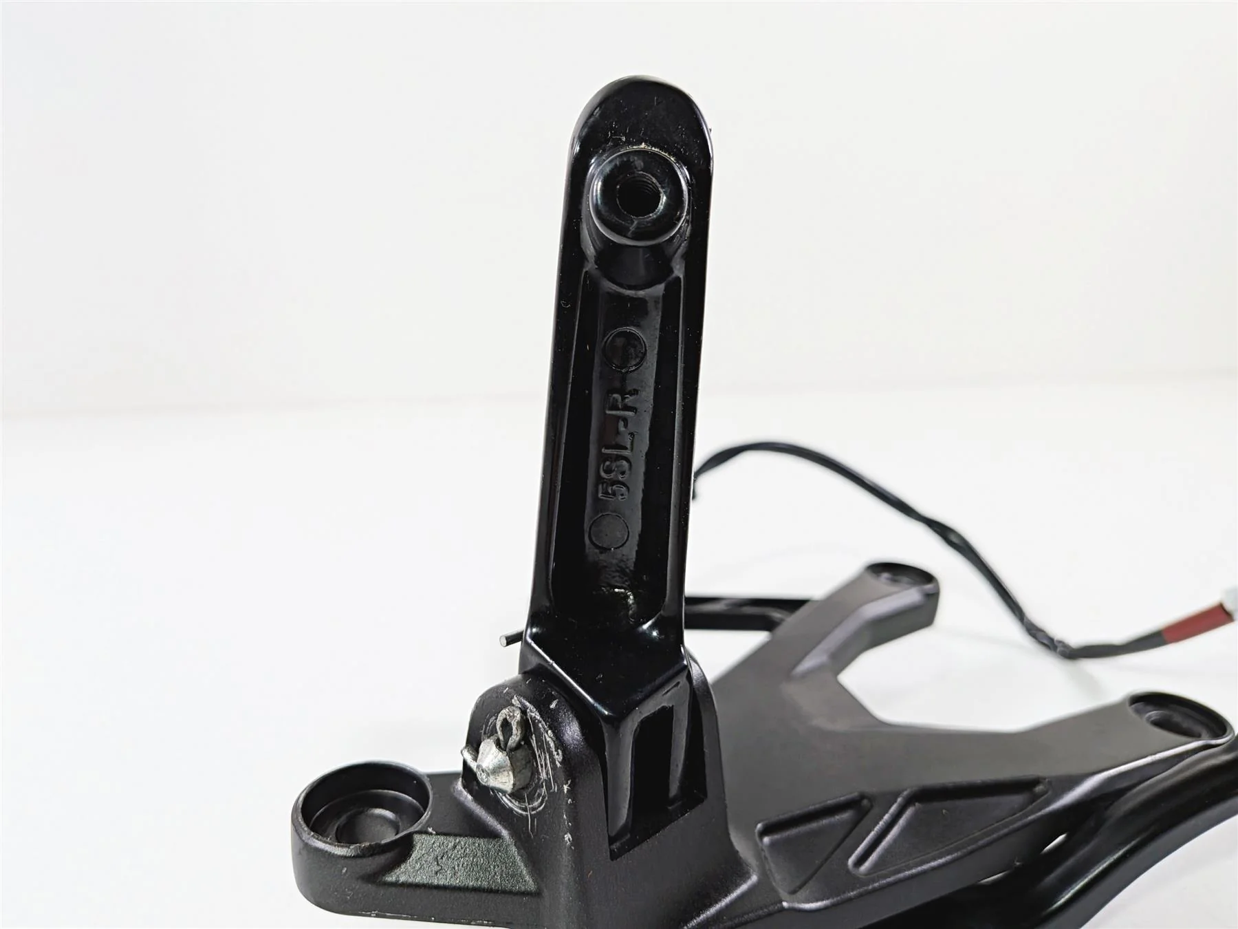 2016 Yamaha YZF R1 RN32 Front Right Foot Peg & Brake Pedal 2CR-27443-00-00 - Image 7