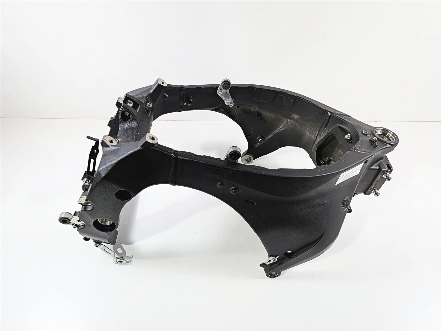 2016 Yamaha YZF R1 RN32 Main Frame Chassis - Damage - With Wisconsin Clear Title With Salvage History 2CR-21110-00-00