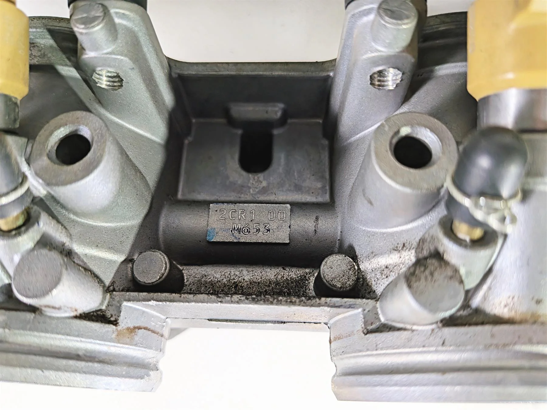 2016 Yamaha YZF R1 RN32 Mikuni Throttle Body Bodies Fuel Injectors 2CR-13750-00 - Image 13