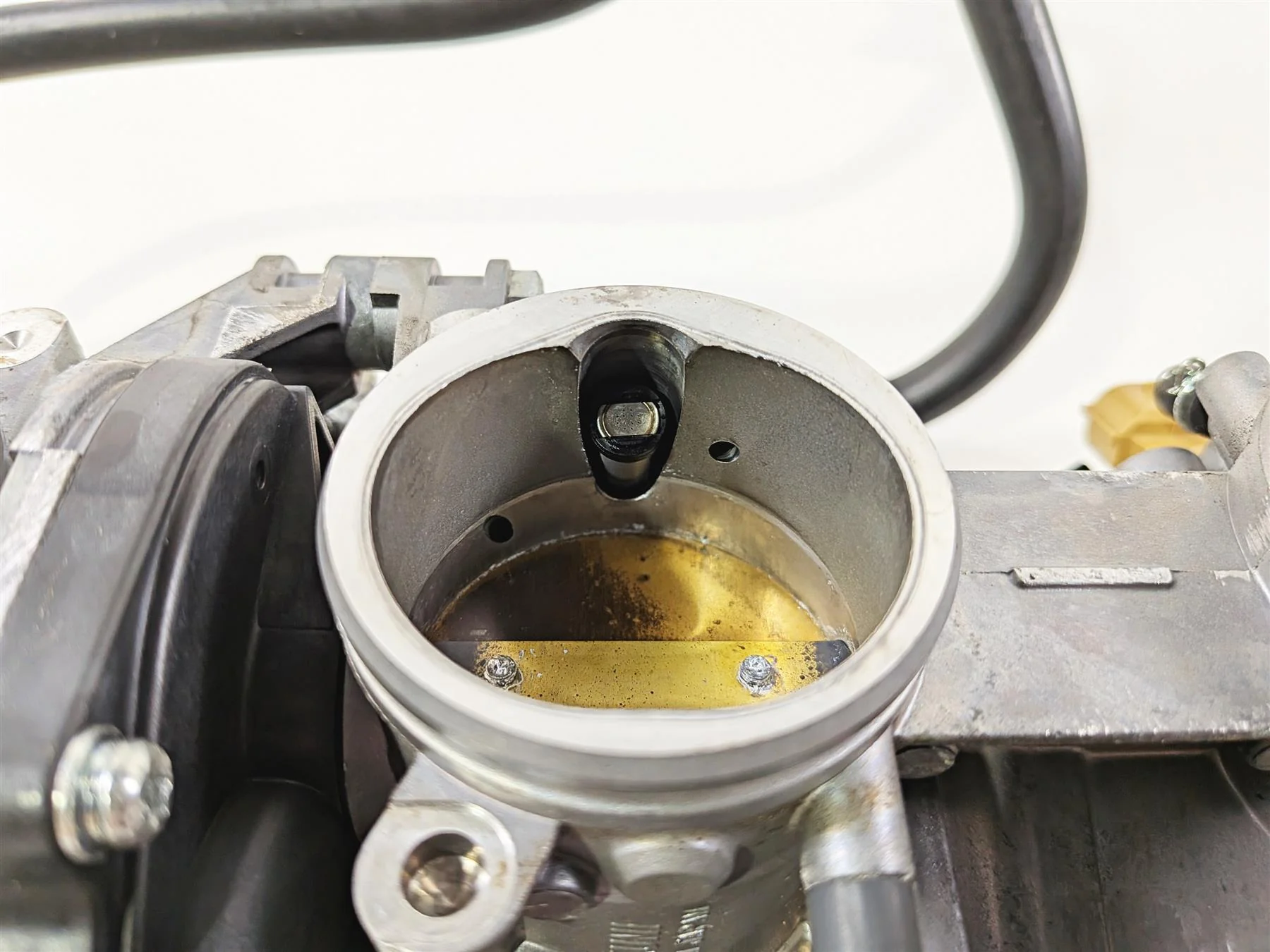 2016 Yamaha YZF R1 RN32 Mikuni Throttle Body Bodies Fuel Injectors 2CR-13750-00 - Image 8