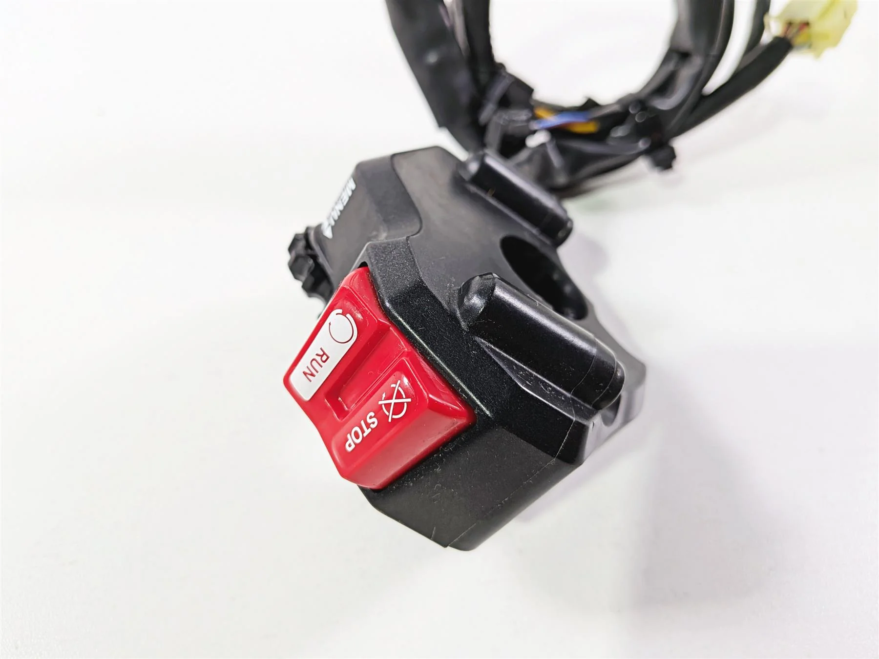 2016 Yamaha YZF R1 RN32 Right Menu Hand Control Switch 2CR-83963-00-00 - Image 12