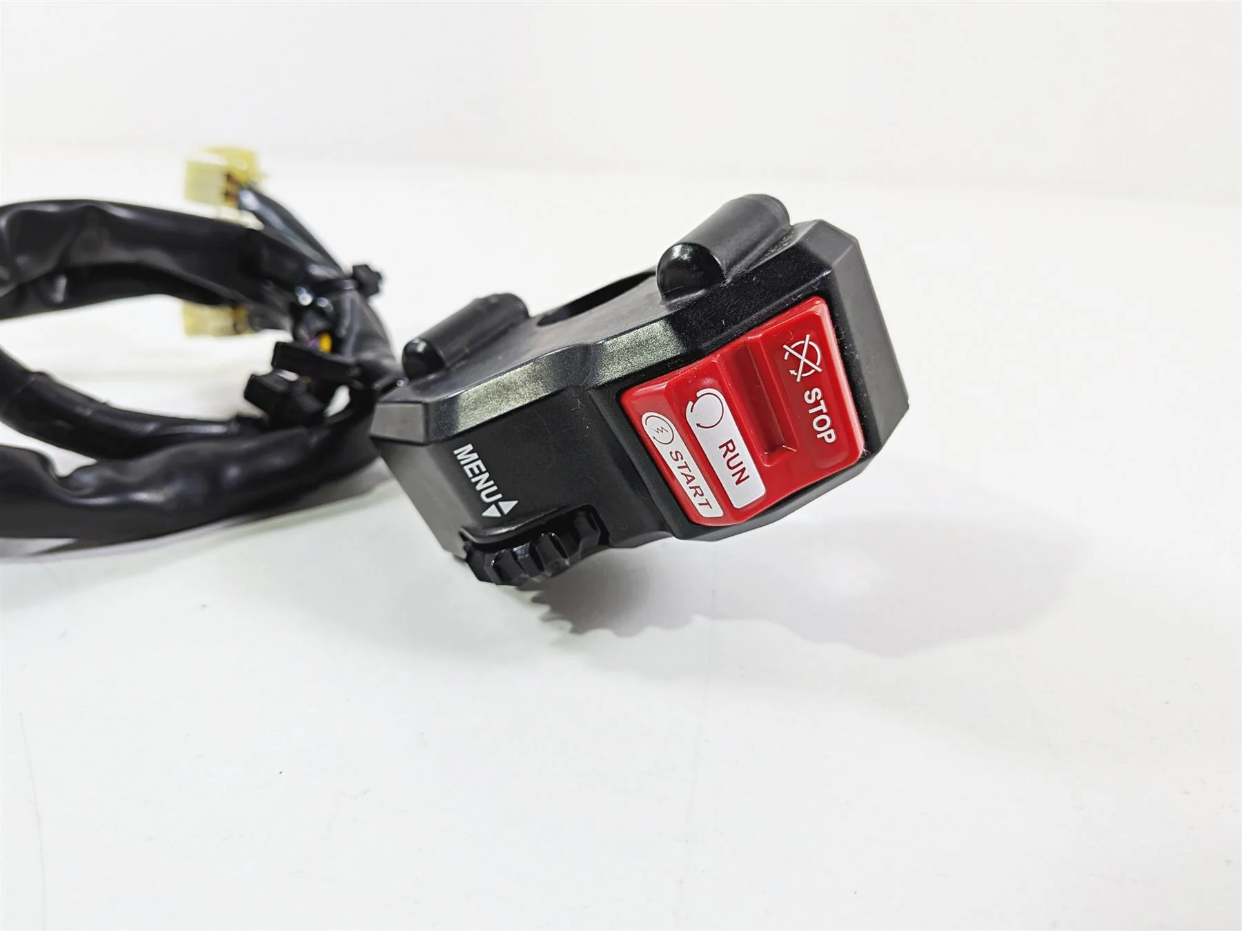 2016 Yamaha YZF R1 RN32 Right Menu Hand Control Switch 2CR-83963-00-00 - Image 2