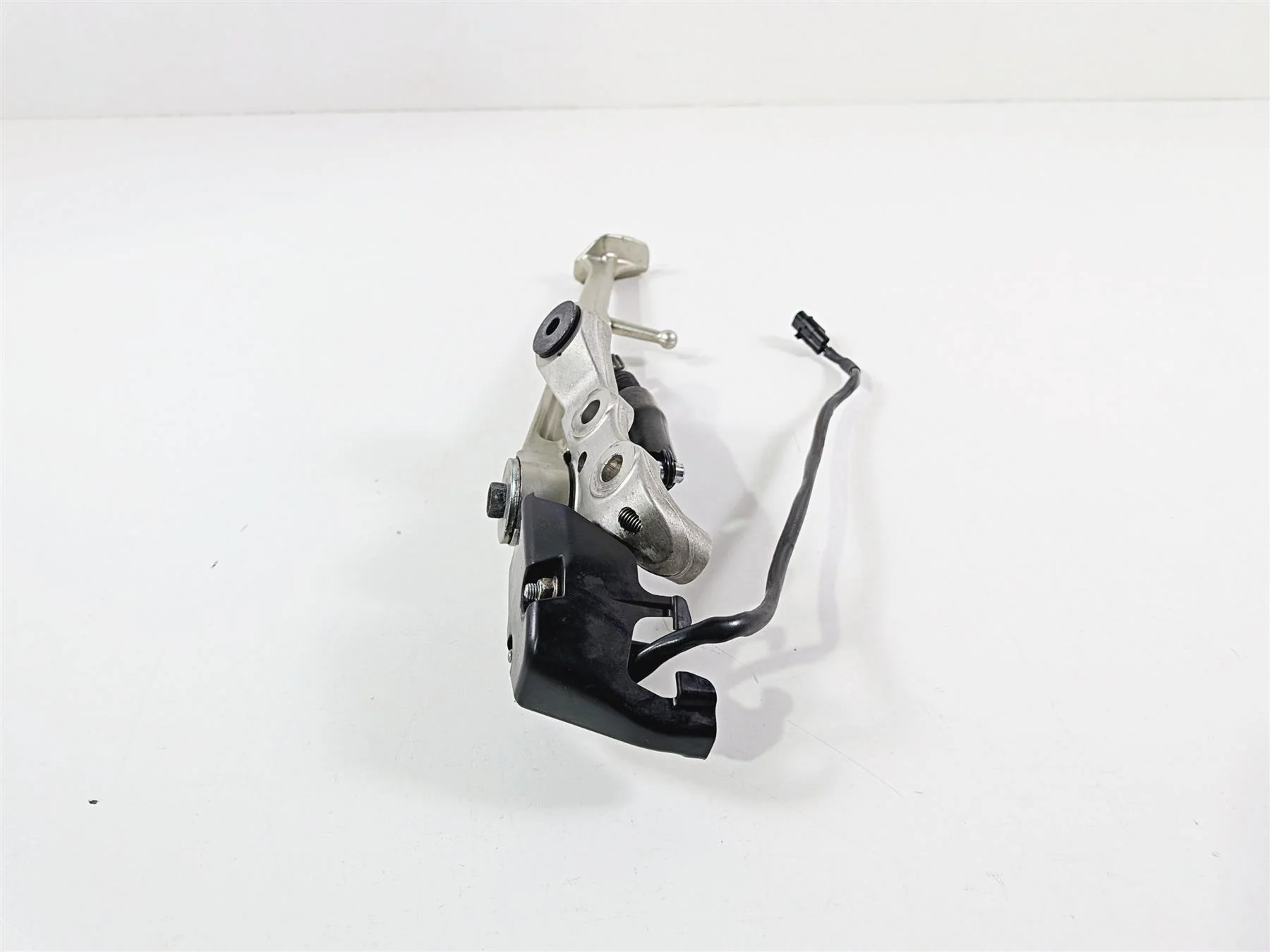 2016 Yamaha YZF R1 RN32 Side Kickstand Kick Stand & Safety Switch 2CR-27311-00 - Image 6