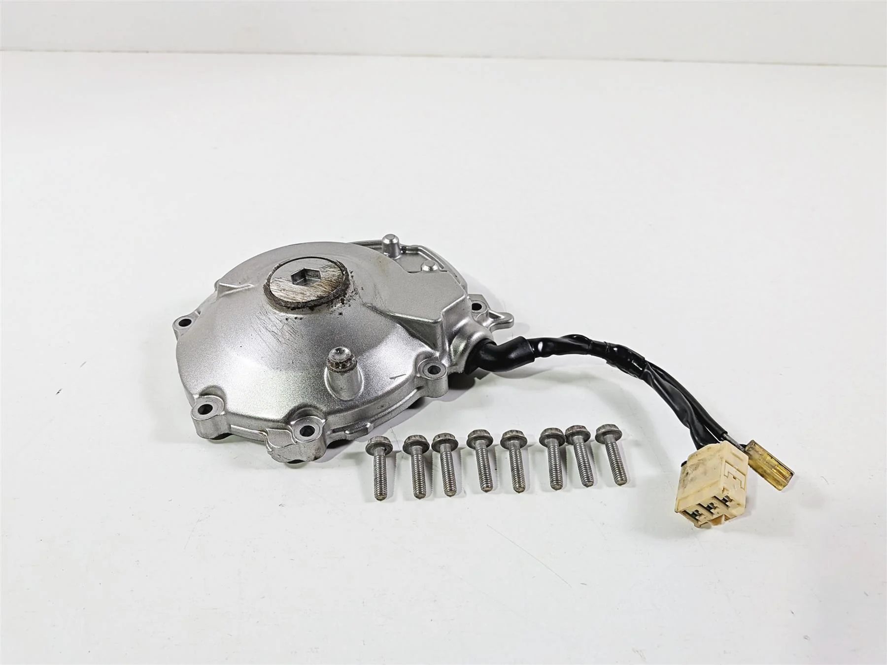 2016 Yamaha YZF R1 RN32 Stator Alternator Generator & Cover  2CR-81410-00-00 - Image 2