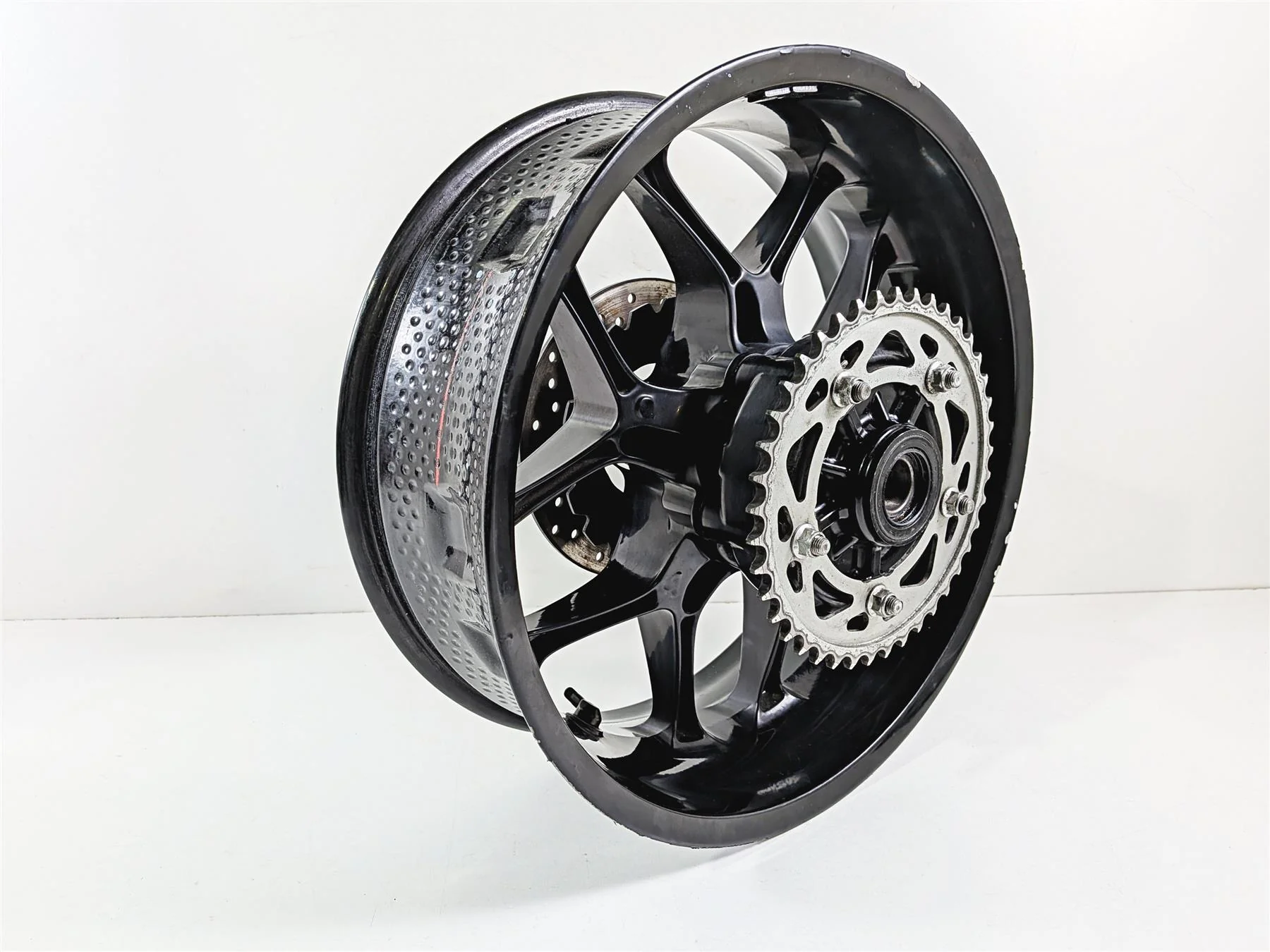 2016 Yamaha YZF R1 RN32 Straight Rear Wheel Rim 17x6 2CR-25338-00-P0