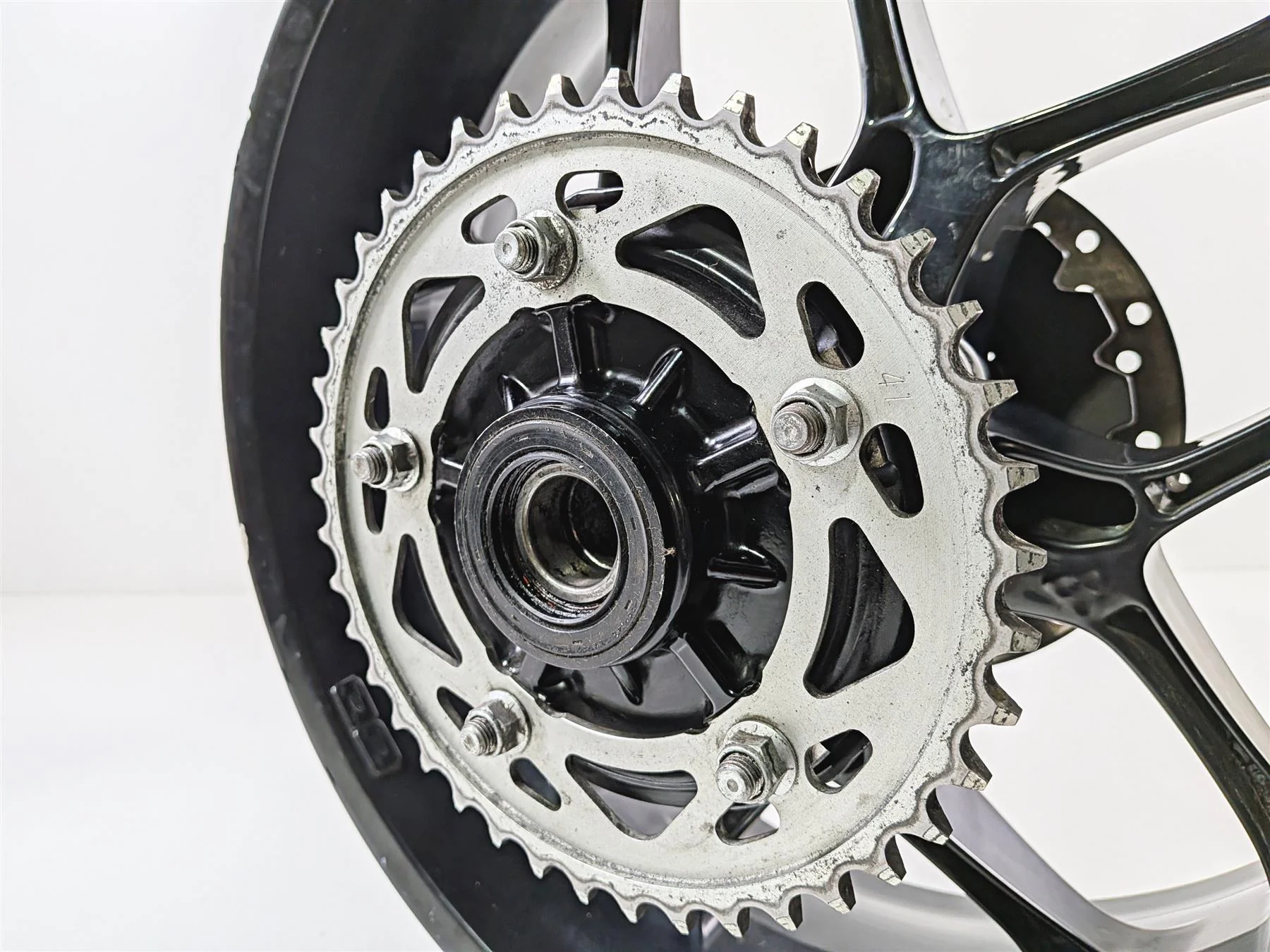 2016 Yamaha YZF R1 RN32 Straight Rear Wheel Rim 17x6 2CR-25338-00-P0 - Image 8