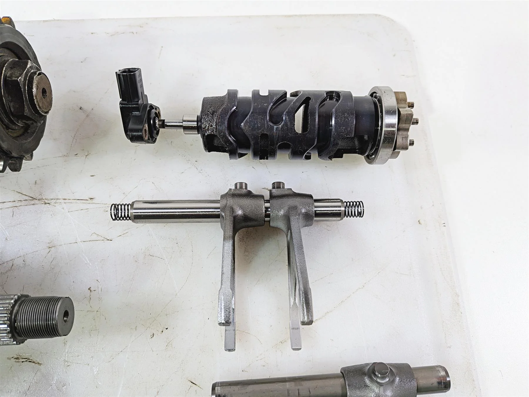 2016 Yamaha YZF R1 RN32 Transmission Gear Pack Shift Fork Drum 2CR-17402-00-00 - Image 6