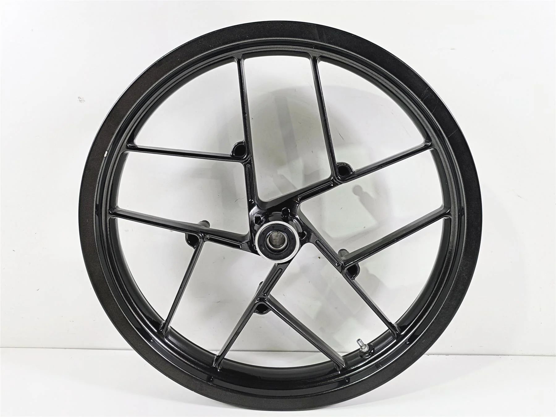 2016 Zero Motorcycles S 9.8 Straight Front Wheel Rim 19x2.5 23-08065-4 - Image 4