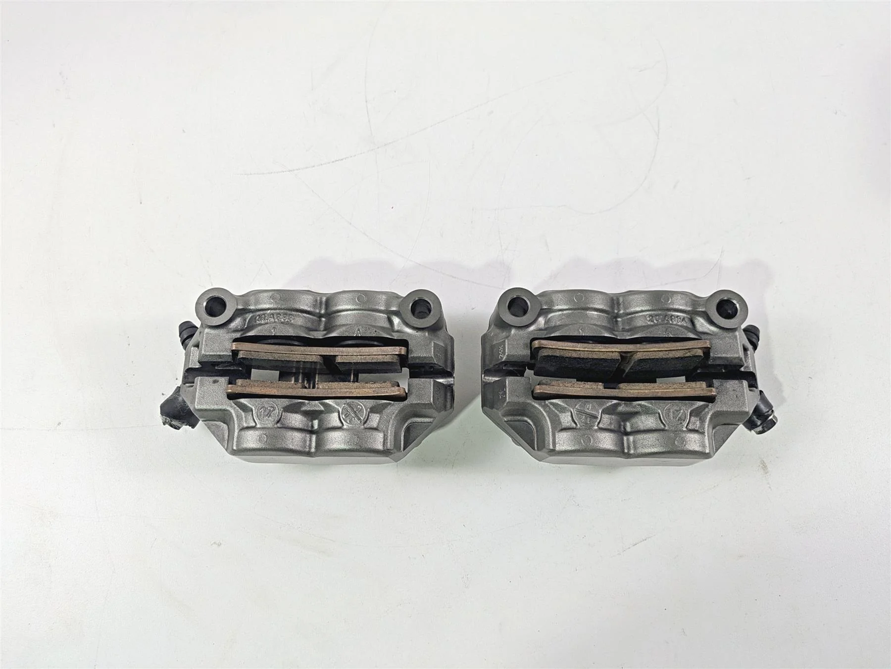 2017 Aprilia RSV 1100 Tuono V4 Factory Brembo Front Brake Caliper Set 2B001348 - Image 10