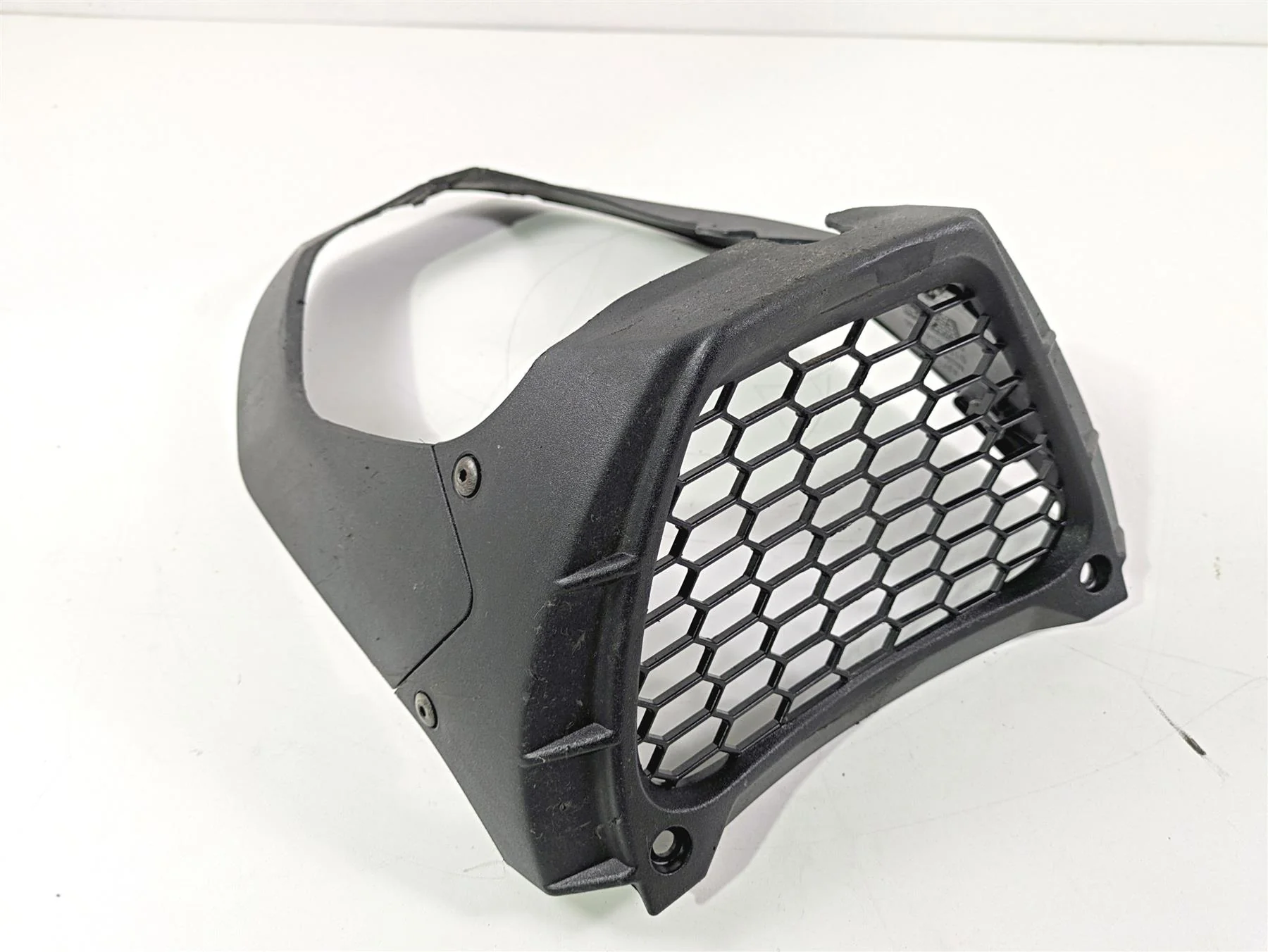 2017 Aprilia RSV 1100 Tuono V4 Factory Front Bug Spoiler Cooler Cover B043248