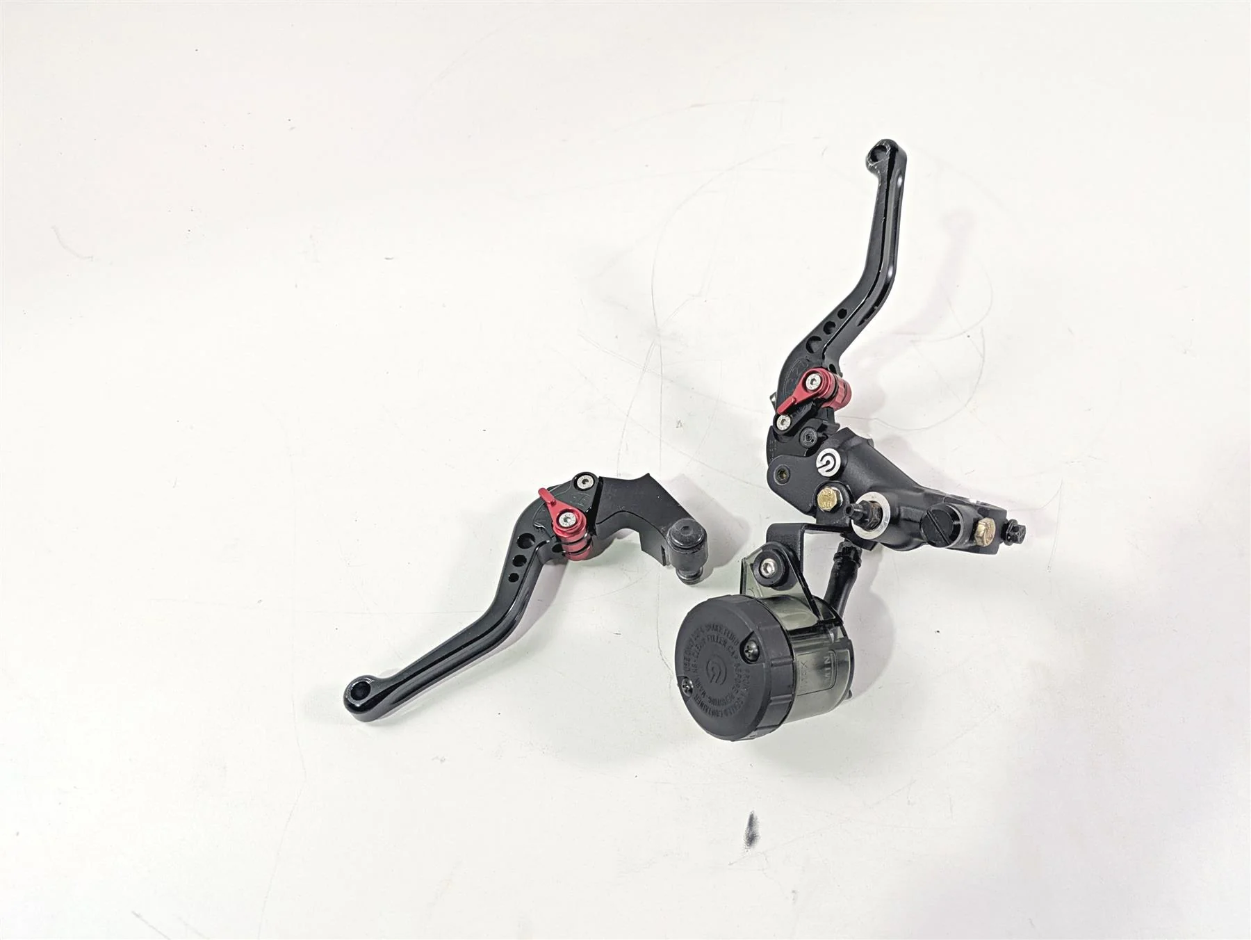 2017 Aprilia RSV 1100 Tuono V4 Factory Front Radial Brake Mstr Cylinder 2B002995 - Image 2