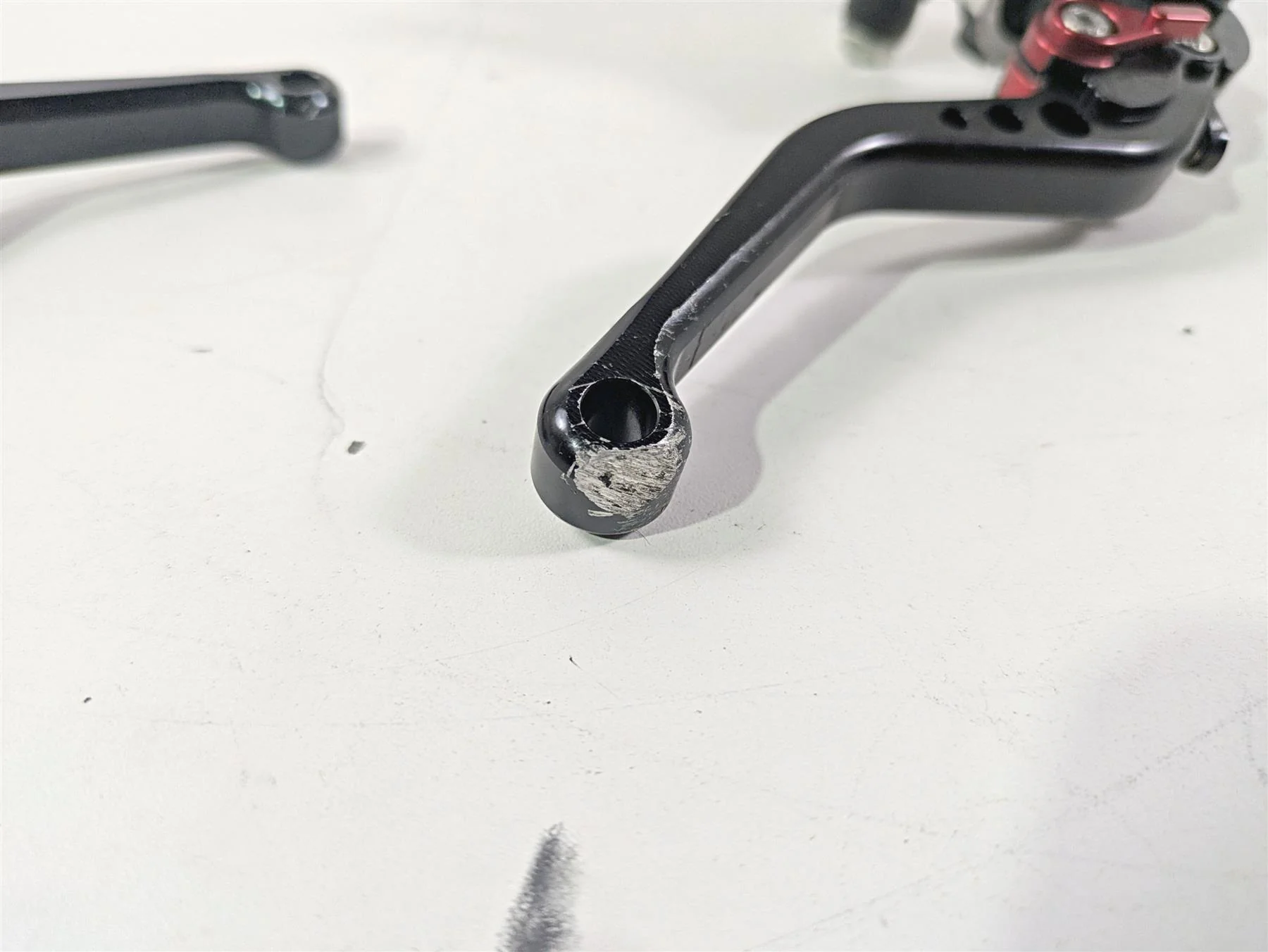 2017 Aprilia RSV 1100 Tuono V4 Factory Front Radial Brake Mstr Cylinder 2B002995 - Image 3