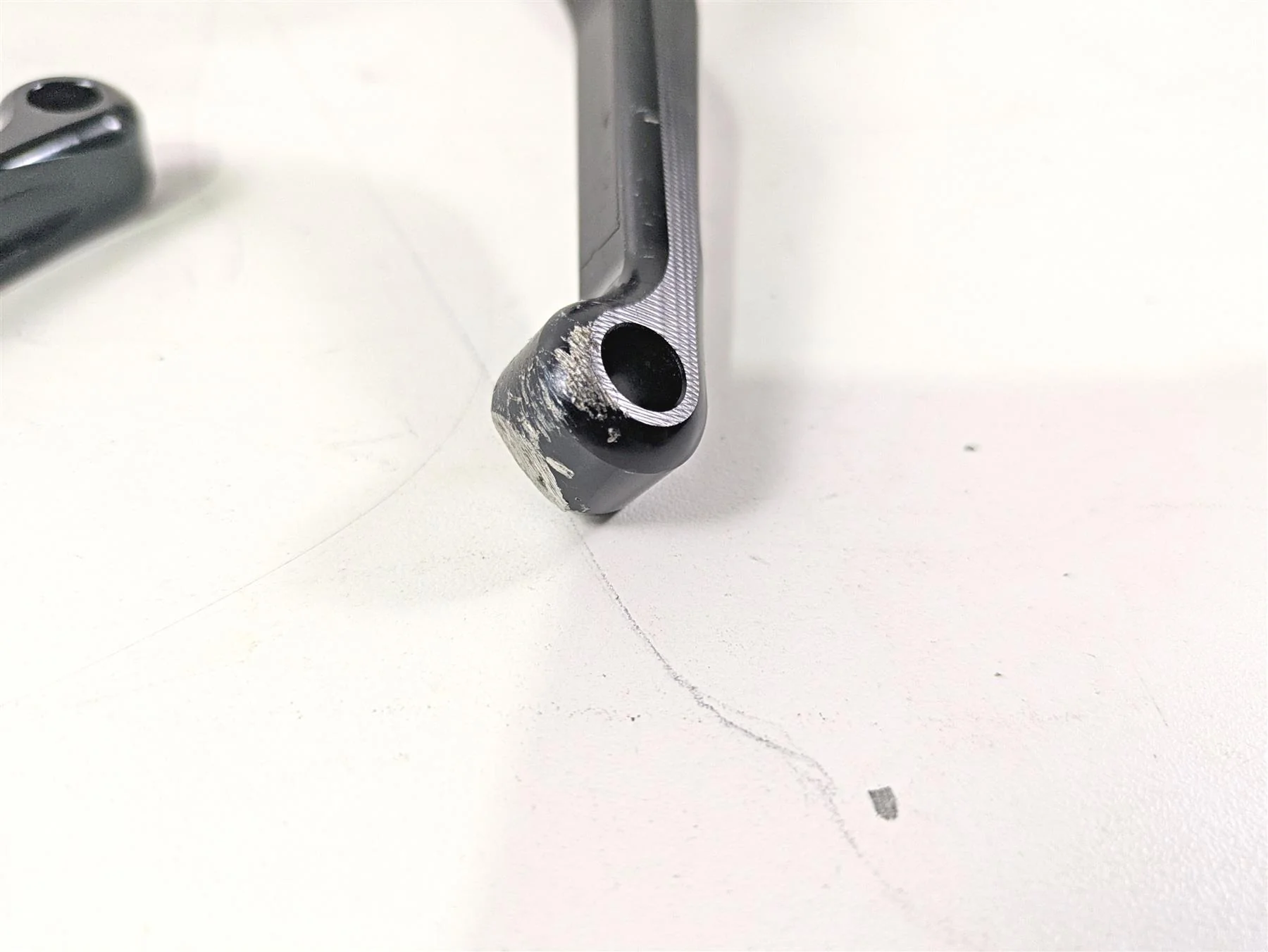 2017 Aprilia RSV 1100 Tuono V4 Factory Front Radial Brake Mstr Cylinder 2B002995 - Image 6