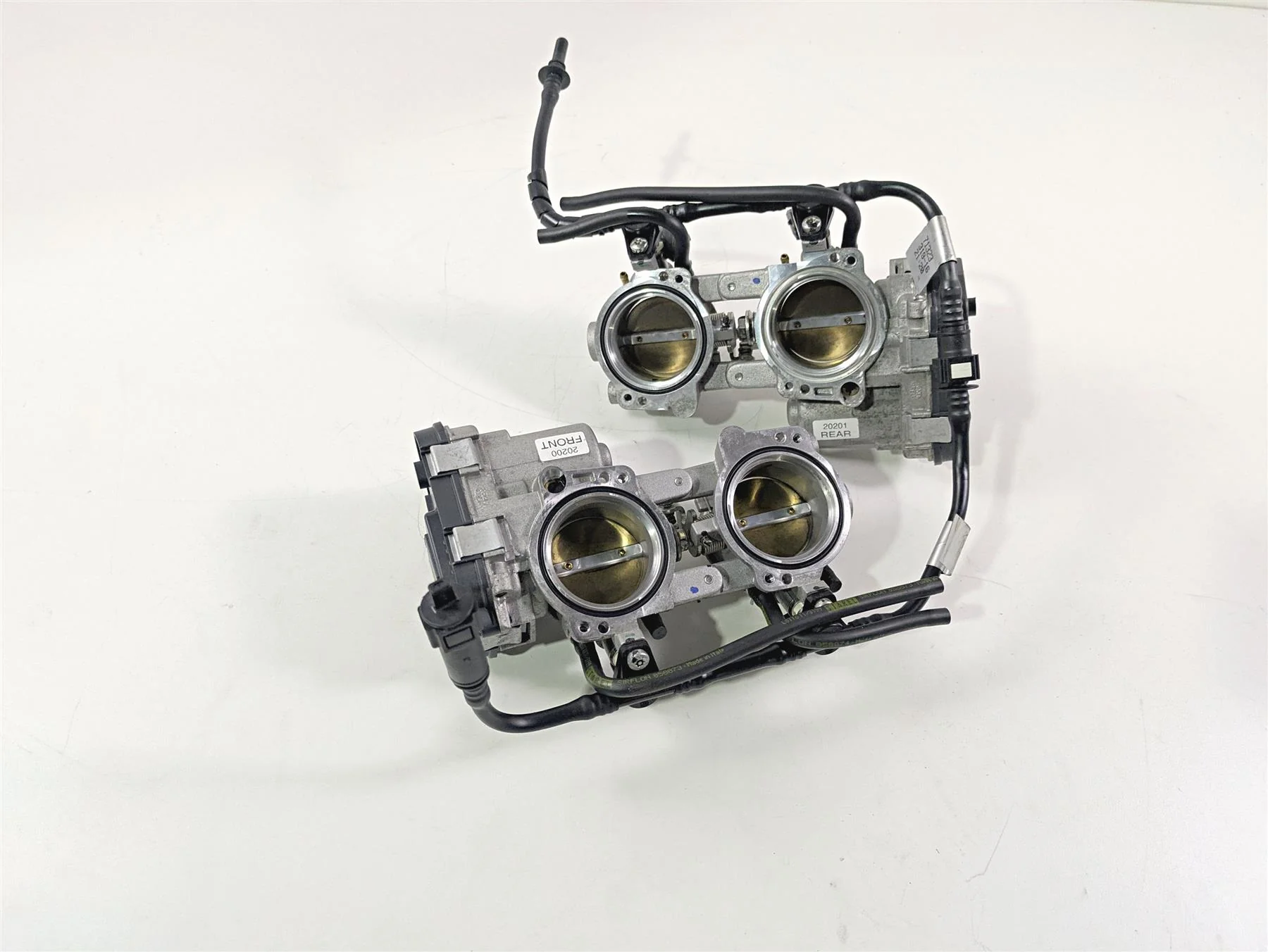 2017 Aprilia RSV 1100 Tuono V4 Factory Front Rear Throttle Bodies 857303 857304 - Image 4