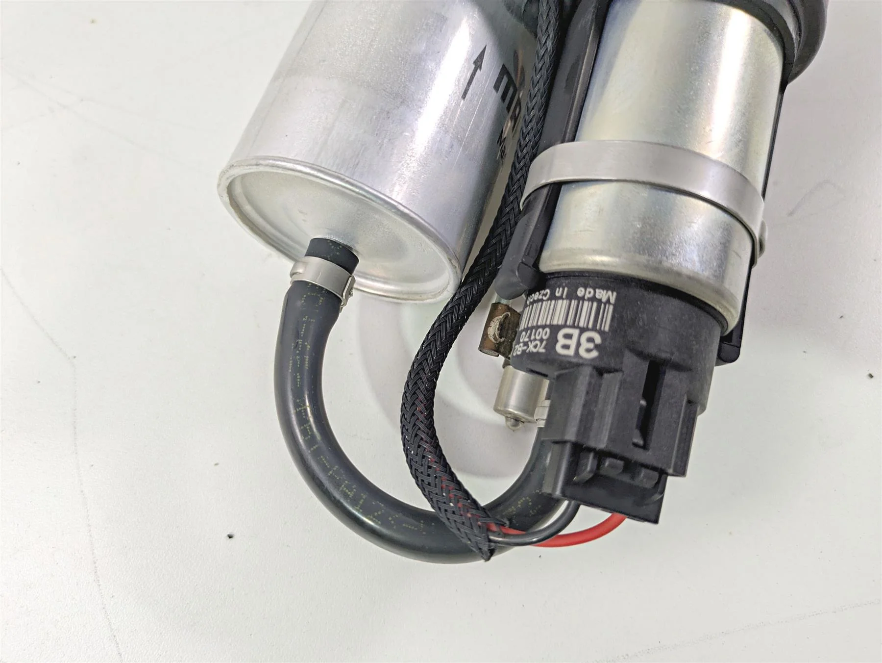 2017 Aprilia RSV 1100 Tuono V4 Factory Fuel Gas Petrol Pump - Tested B043925 - Image 10