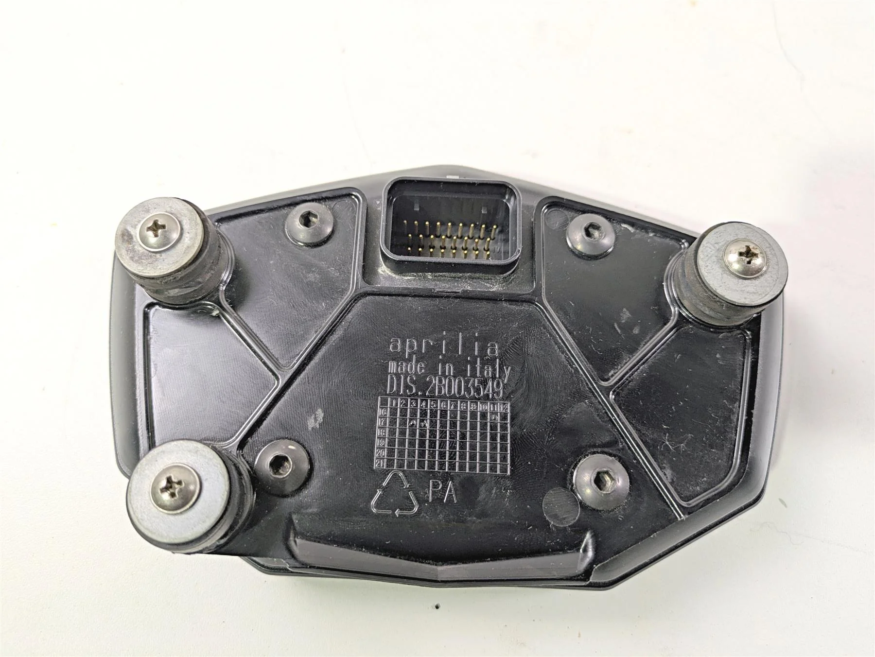 2017 Aprilia RSV 1100 Tuono V4 Factory Gauges Ignition Switch Cdi Key 2B003549 - Image 4