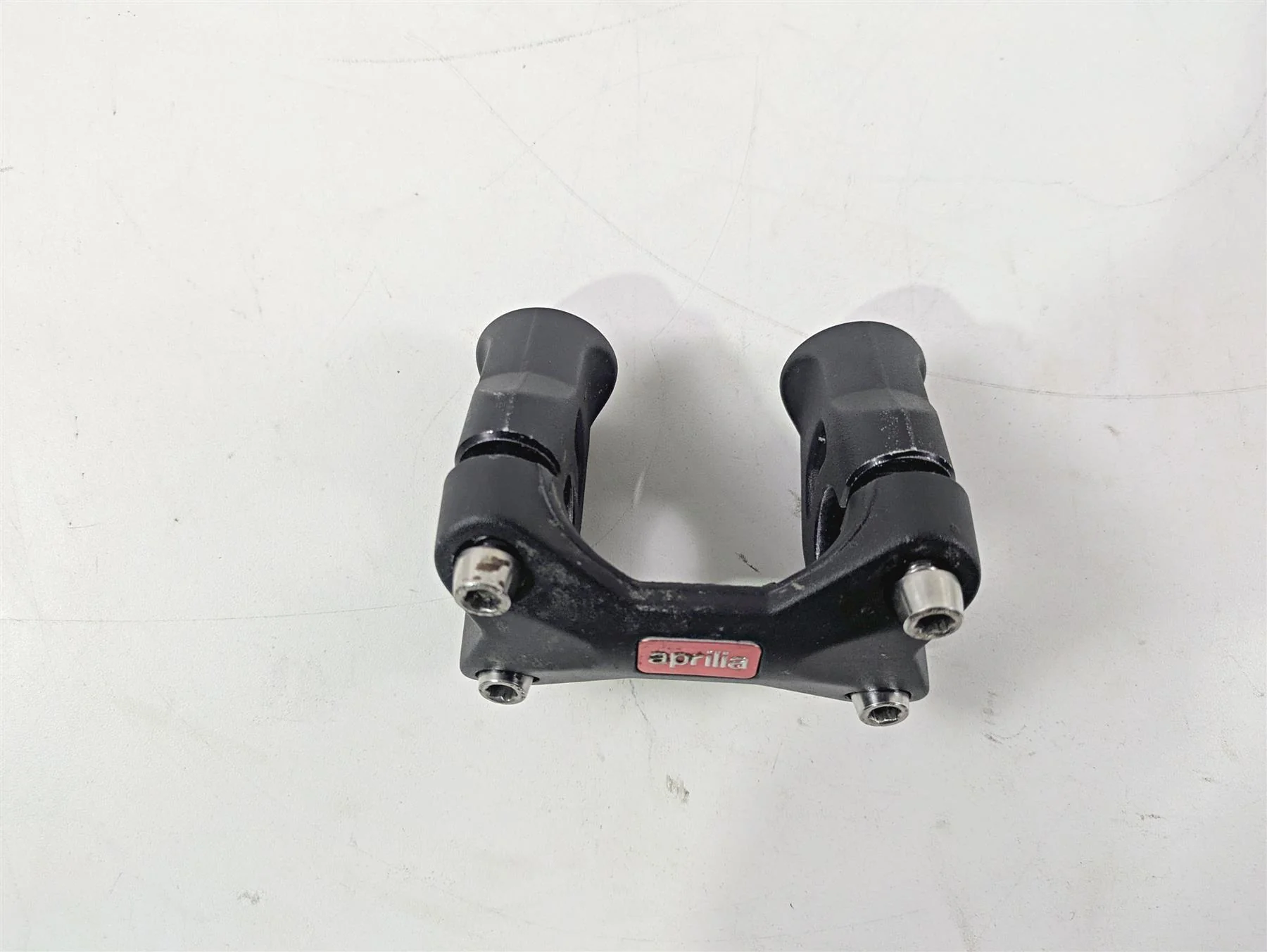 2017 Aprilia RSV 1100 Tuono V4 Factory Handlebar Riser Mount 899049 - Image 12