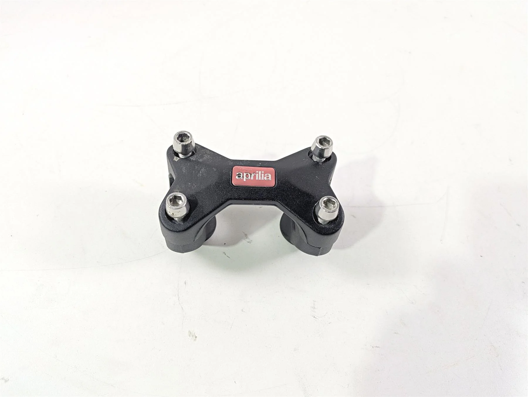 2017 Aprilia RSV 1100 Tuono V4 Factory Handlebar Riser Mount 899049 - Image 6