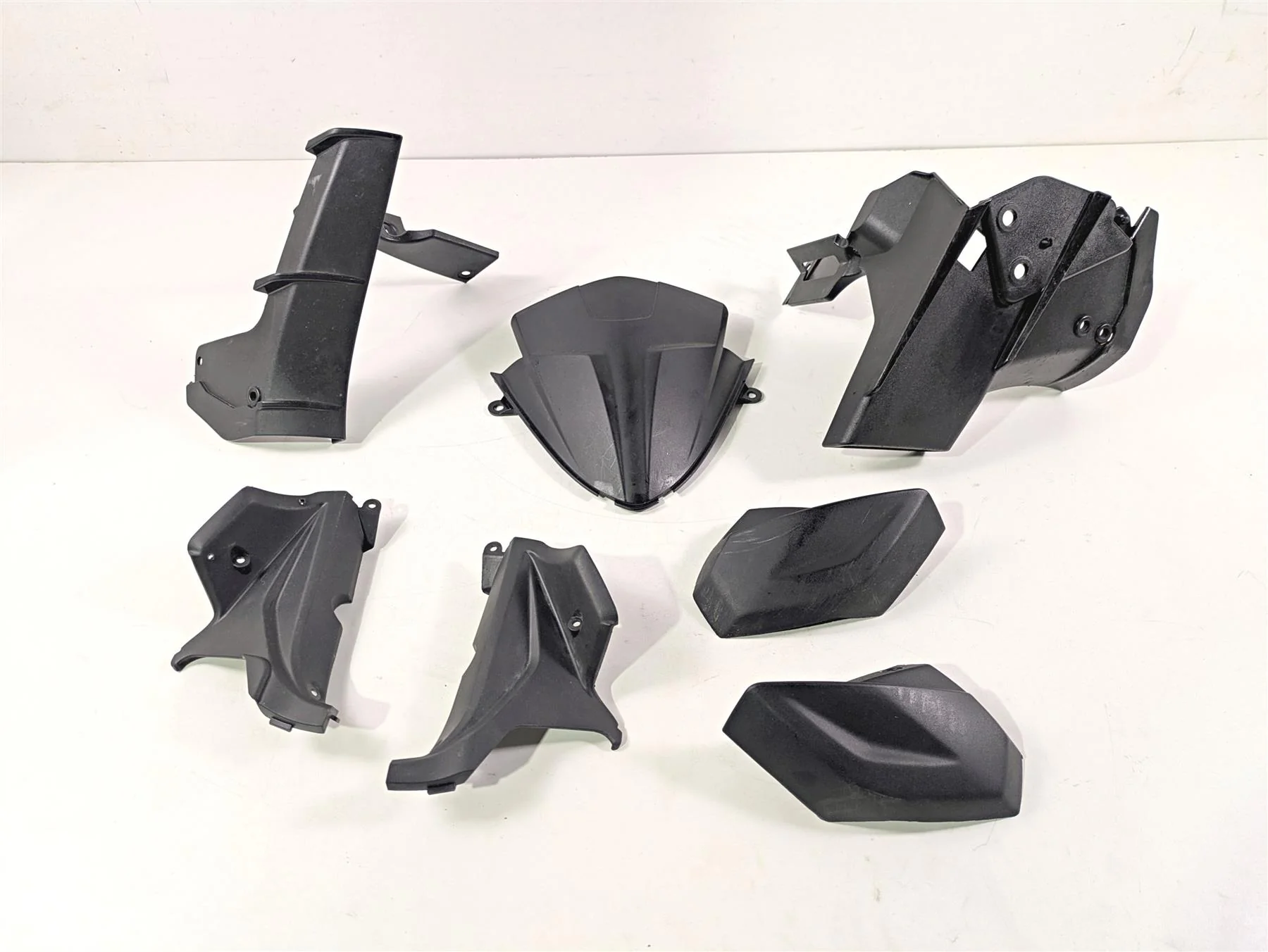 2017 Aprilia RSV 1100 Tuono V4 Factory Plastic Infill Cover Fairing Set 2B003548