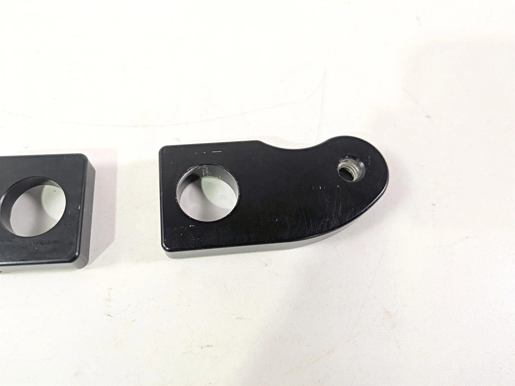2017 Aprilia RSV 1100 Tuono V4 Factory R&G Cotton Reel Mount Plates CR0030BK - Image 10