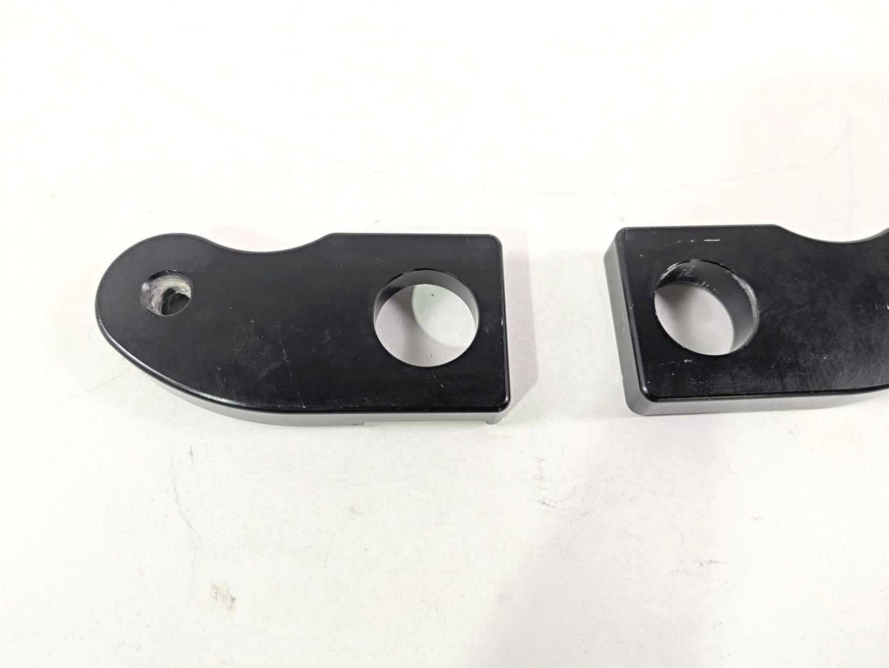 2017 Aprilia RSV 1100 Tuono V4 Factory R&G Cotton Reel Mount Plates CR0030BK - Image 9