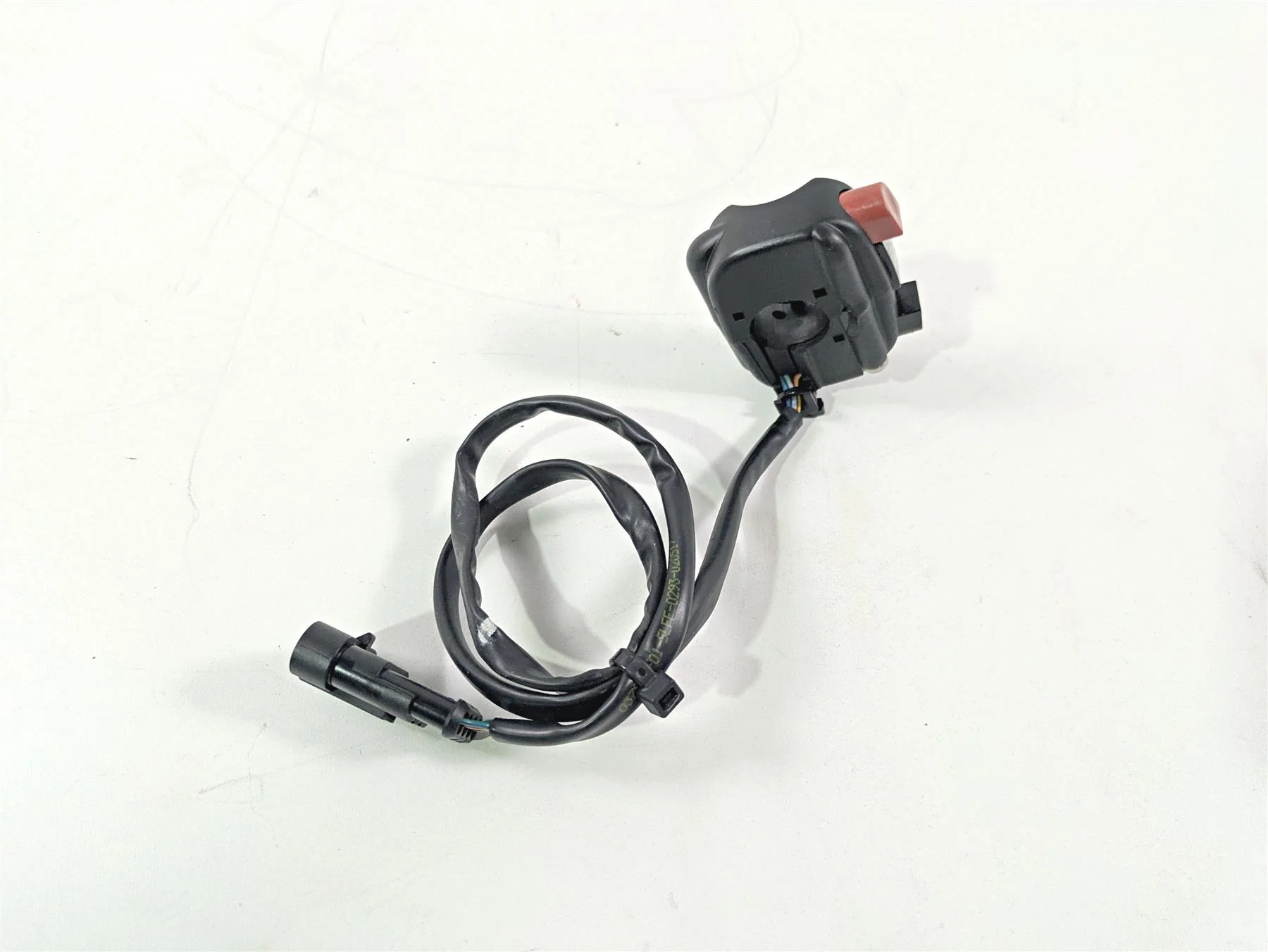 2017 Aprilia RSV 1100 Tuono V4 Factory Right Hand Control Switch B045021 - Image 4