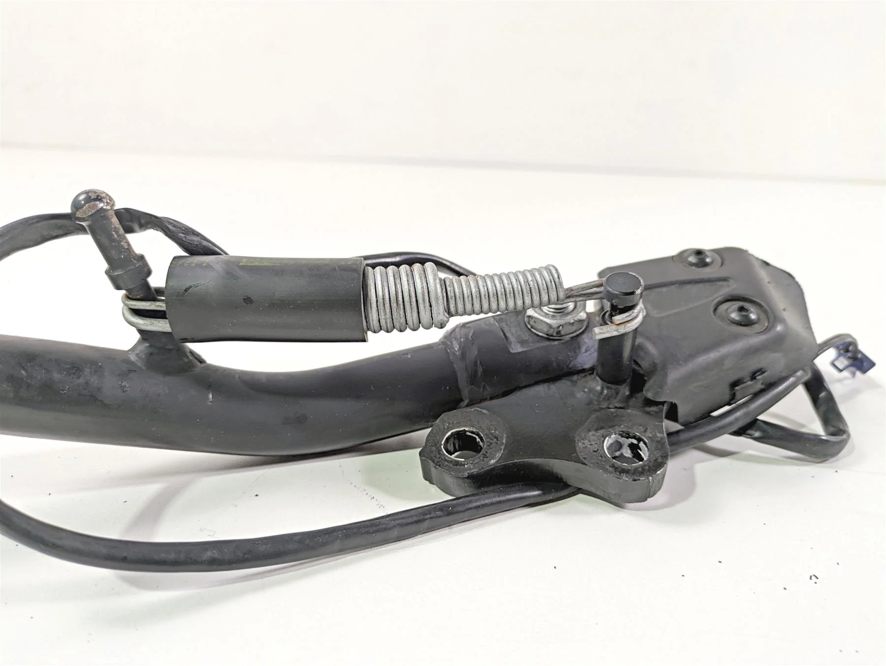 2017 Aprilia RSV 1100 Tuono V4 Factory Side Kickstand & Safety Switch 2B003283 - Image 7