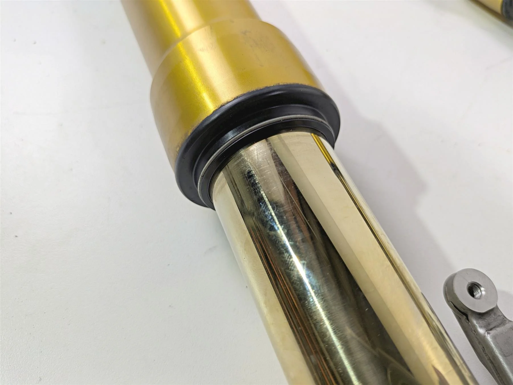 2017 Aprilia RSV 1100 Tuono V4 Factory Straight Ohlins Front Shock Set  2B003406 - Image 4