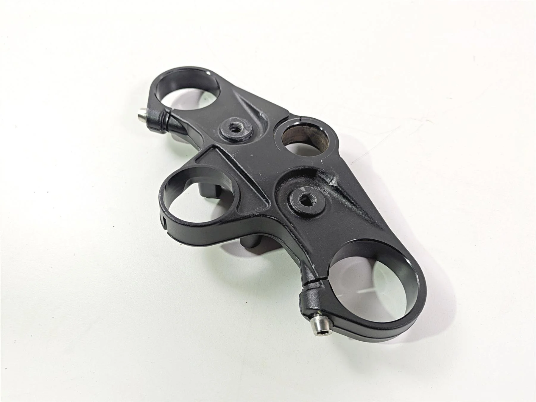 2017 Aprilia RSV 1100 Tuono V4 Factory Upper Triple Tree Clamp - Read 2B003976 - Image 12
