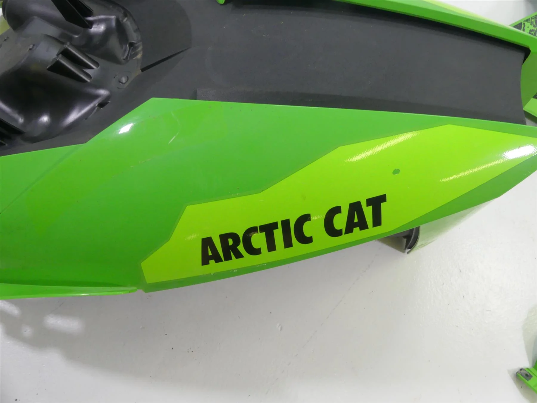 2017 Arctic Mountain Cat M8000 153 Green Plastics Fairing Cover Cowl Set - Image 11