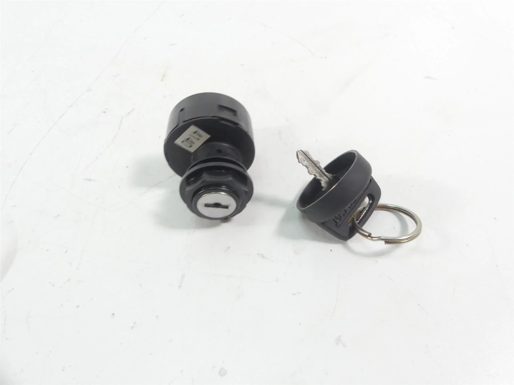 2017 Arctic Mountain Cat M8000 153 Ignition Switch & Key 0609-910 90202