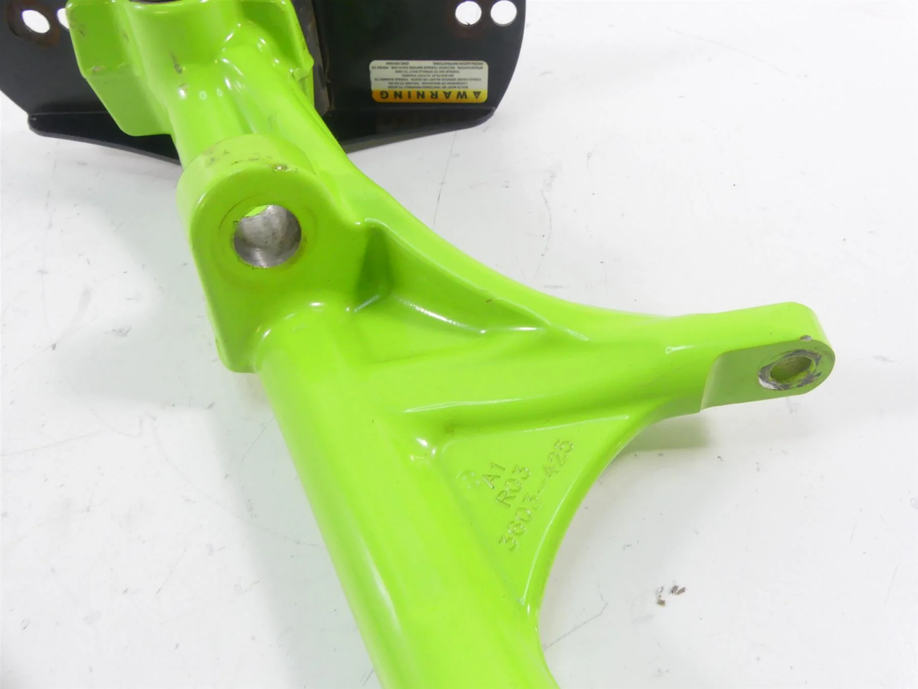 2017 Arctic Mountain Cat M8000 153 Left Knee Control Arm Ski Mount Hub 3703-445 - Image 7