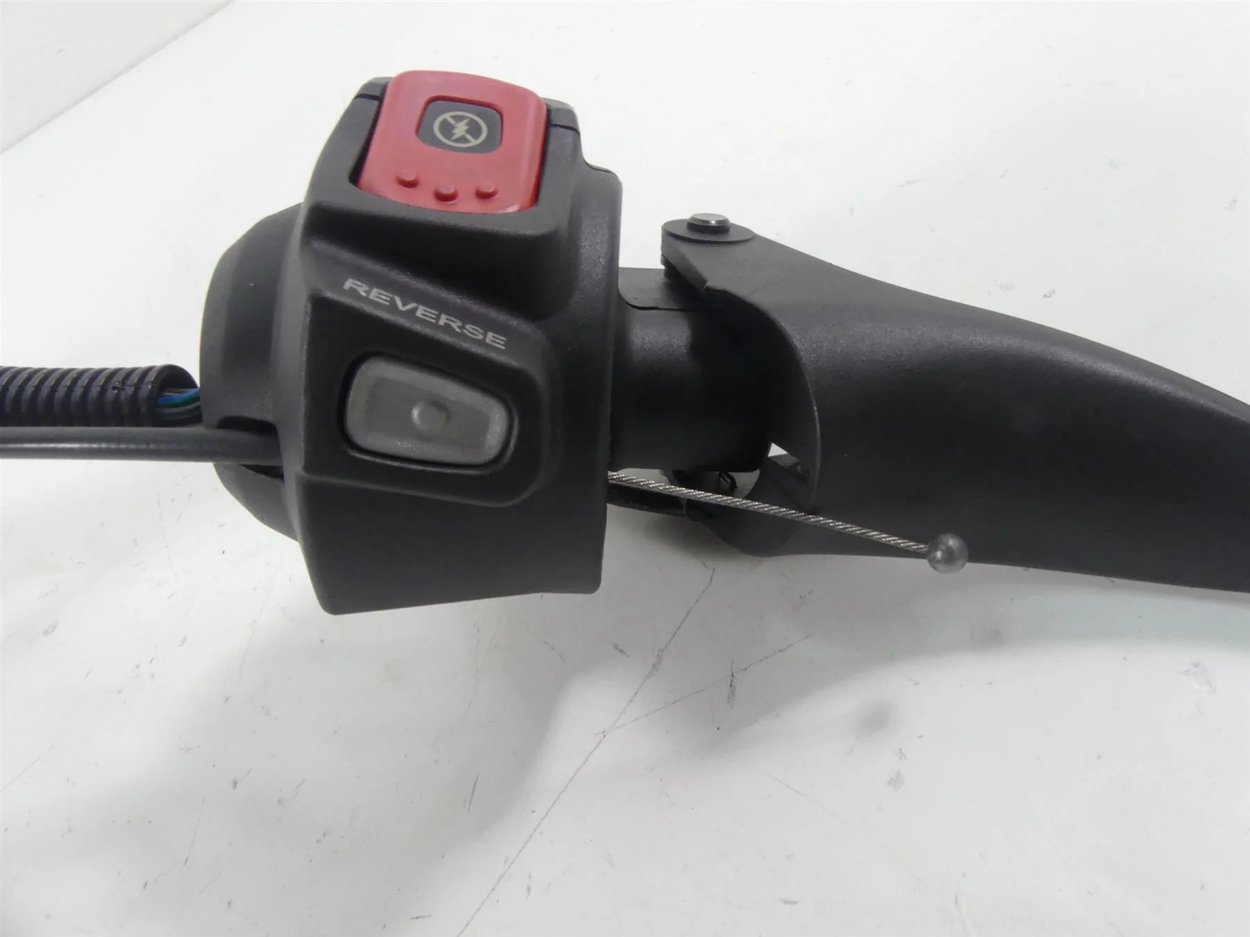 2017 Arctic Mountain Cat M8000 153 Right Hand Thumb Throttle Control 0609-880 - Image 2
